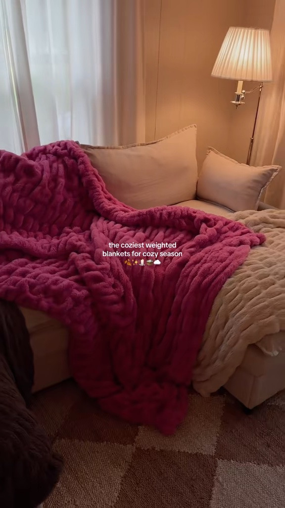 cozy weighted blankets from comfrt 💖 

cozy home finds, weighted blankets, home finds, comfrt, dreamer blankets