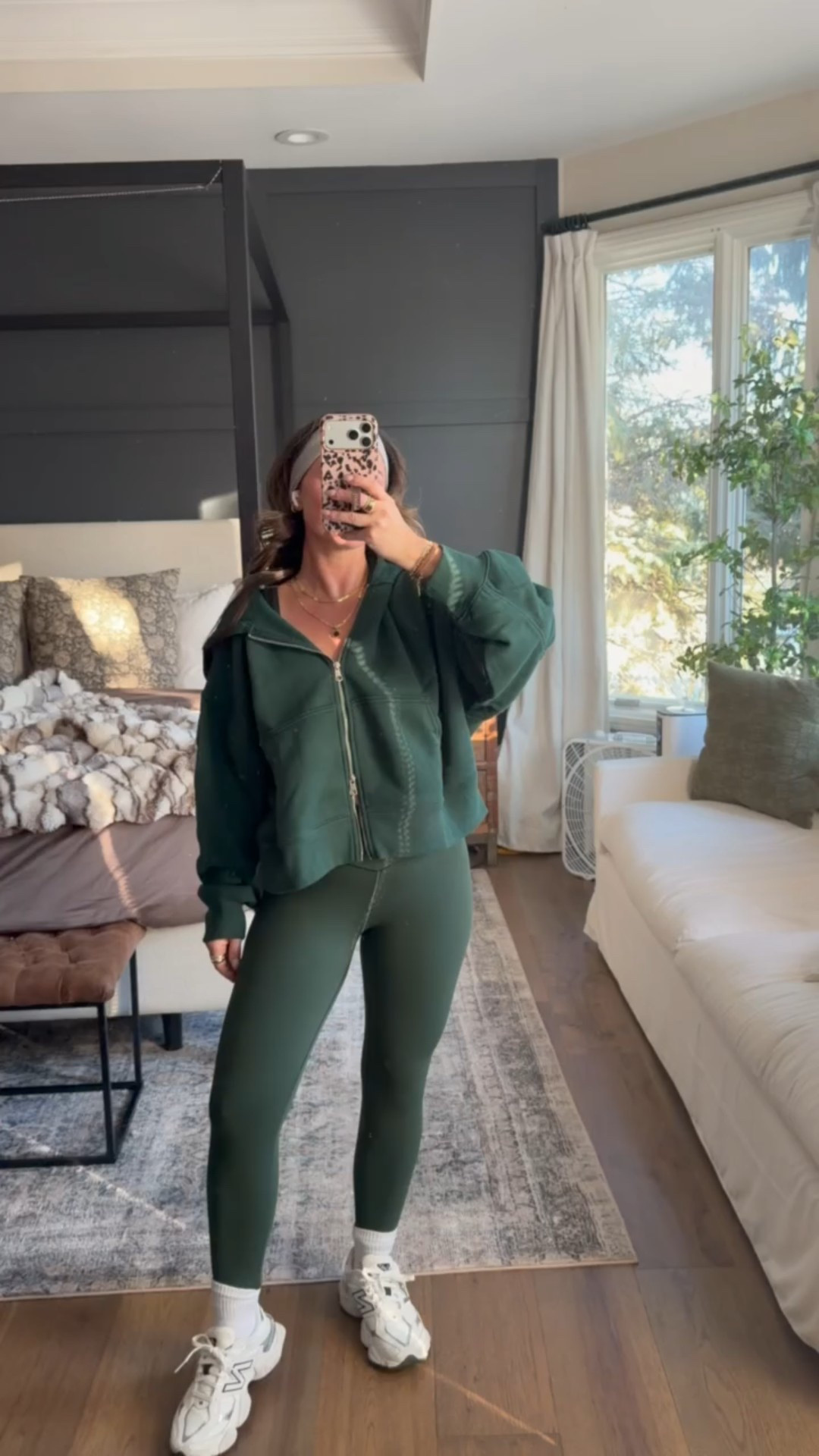 This green set from aerie is TOO good! Love the double zippers on the hoodie and the leggings feel like a dream 

#LTKActive #LTKootd #LTKfitnessgoals