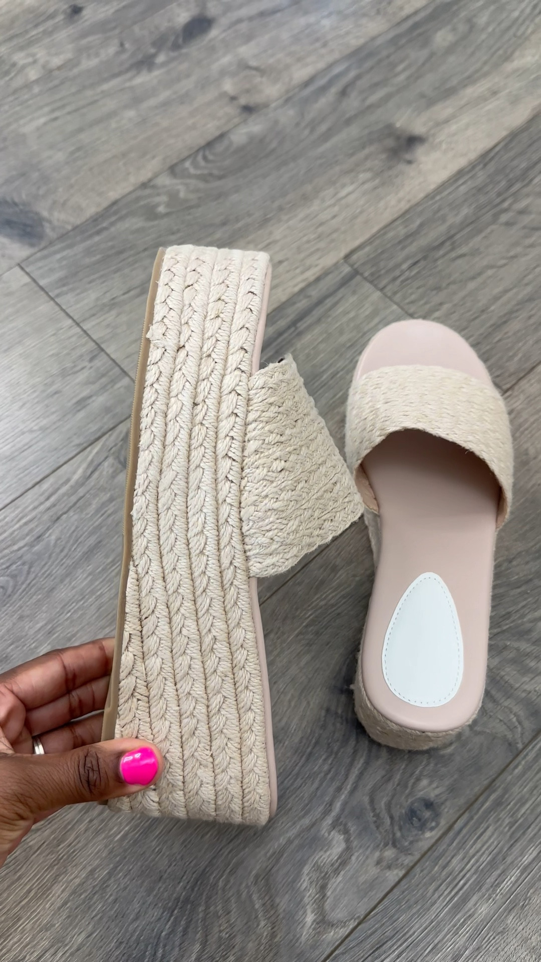 I went with my normal size. They are easy to walk in and I love how they go with majority of my Spring/Summer outfits. 