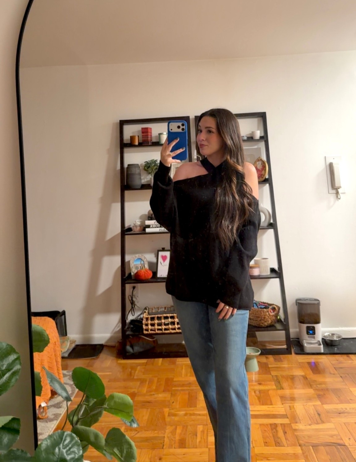 Fall Night Out Sweater 🖤


#LTKSeasonal #LTKSaleAlert #LTKFindsUnder50