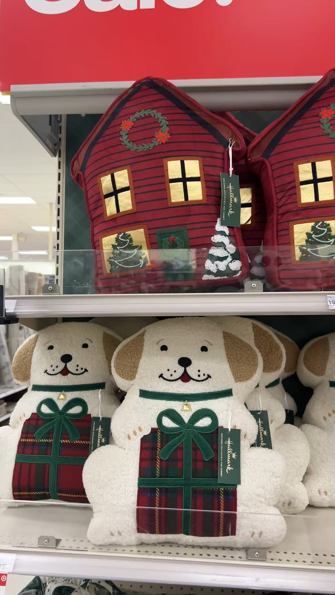Christmas Decor is in full swing at Target! Don’t wait until it’s too late ✨

#LTKSeasonal #LTKHoliday #LTKHome