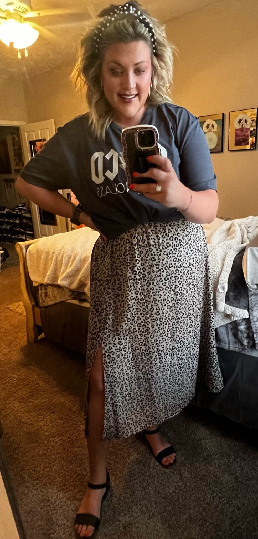 ABCD: Back In Class 🤘🏼✨

The shirt is currently sold out on TEMU… will post when it’s back in stock! But This whole outfit is a vibe! A little edgy but in the cutest way! 

#LTKBacktoSchool #LTKcurves #LTKunder50