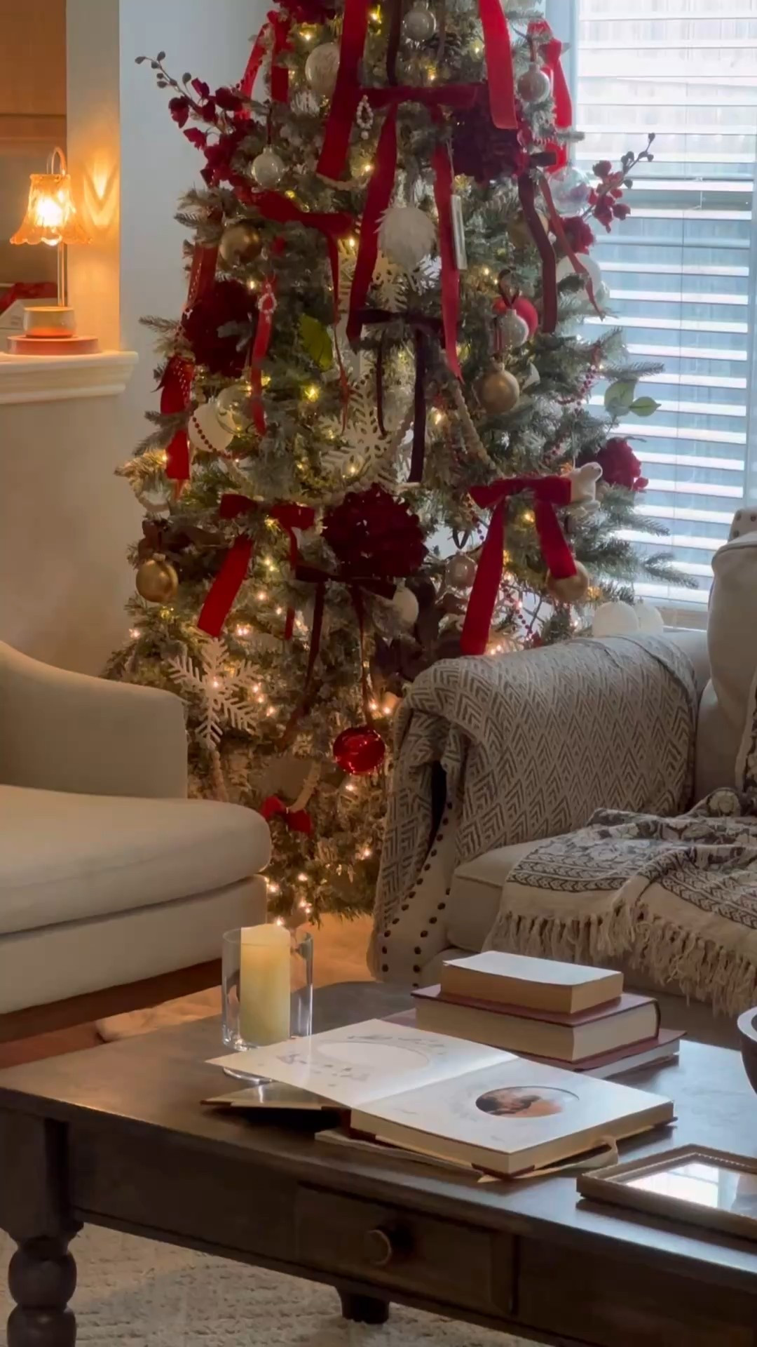 My 2025 Christmas tree is up! Here are all links or similar items 

#LTKHome #LTKSeasonal #LTKHoliday