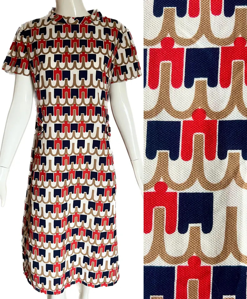 Vintage 1960s shift dress with geometric design. Size M. | Etsy (Global)