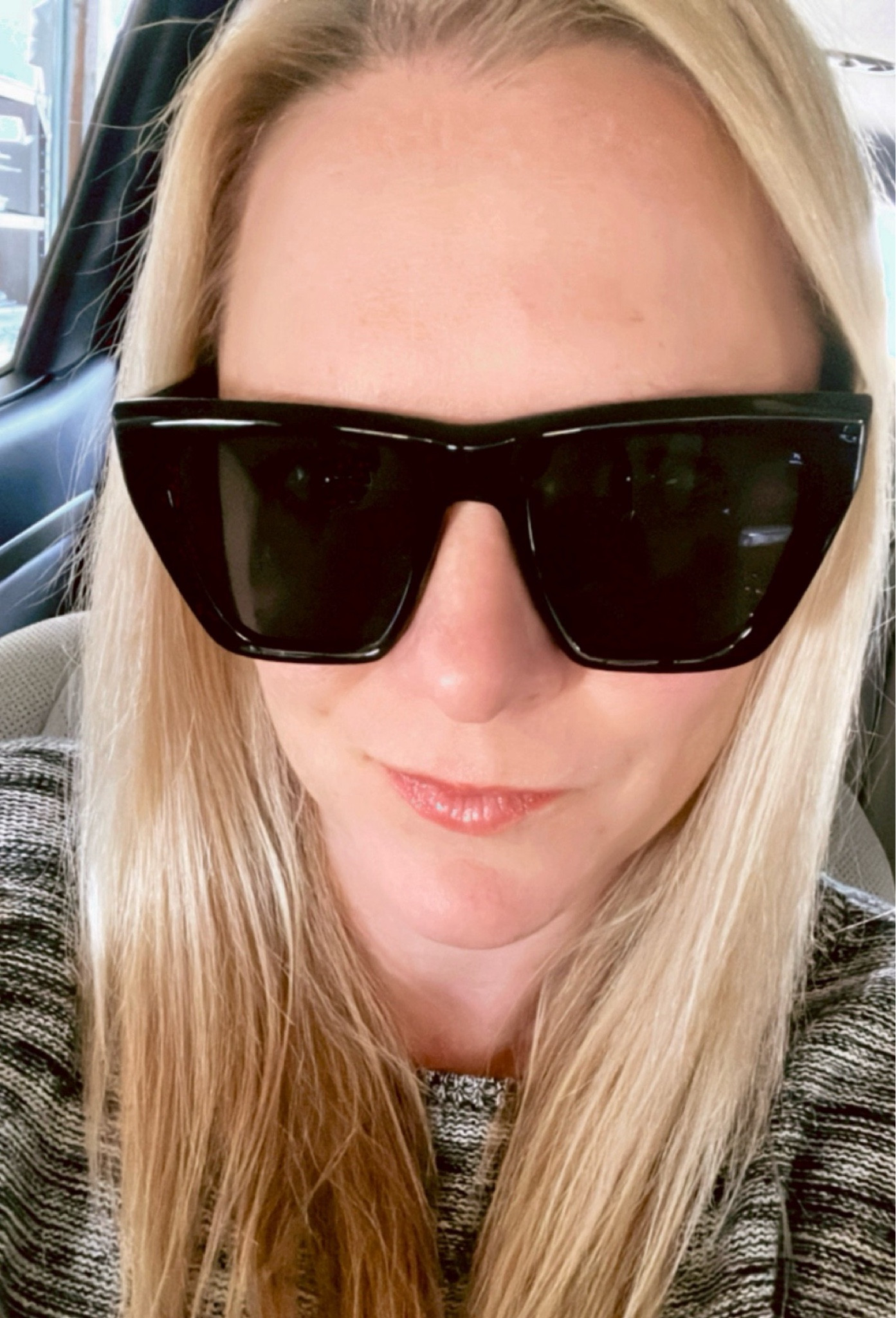 Feeling extra grateful for the sunshine today! ☀️ But even more thankful for these adorable polarized sunglasses that make sunny days so much easier on the eyes. 😎 What’s your go-to accessory for sunny days? #SunReady #PolarizedPerfection #SunnyVibes #sunglasses #sunnies

#LTKFindsUnder50 #LTKU