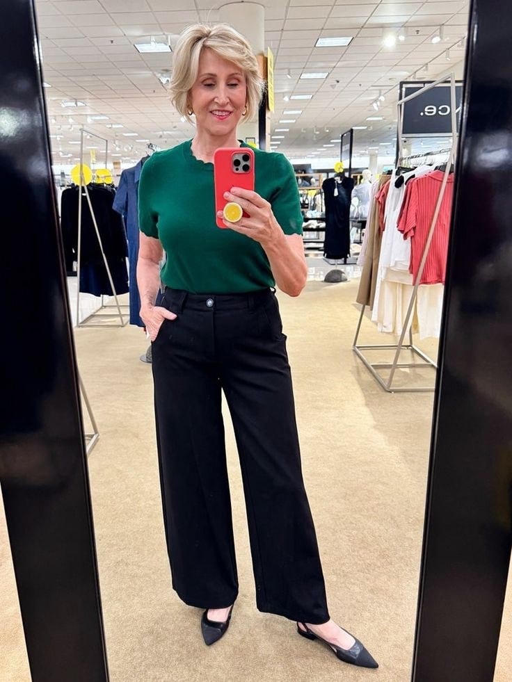 The best wardrobe staple for Fall is a pair of wide leg black pants. These Wit & Wisdom ones from @nordstorm have a fabulous high waist and power mesh panels to mold and hold. I’ve paired it with this gorgeous bottle green scallop, short sleeve knit top. 


#LTKSaleAlert #LTKSeasonal #LTKOver40