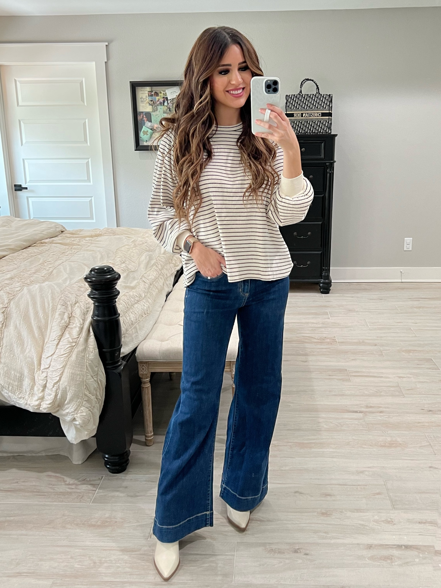 Striped flowy ribbed top small
Flare jeans 27

#LTKunder100 #LTKSeasonal #LTKunder50