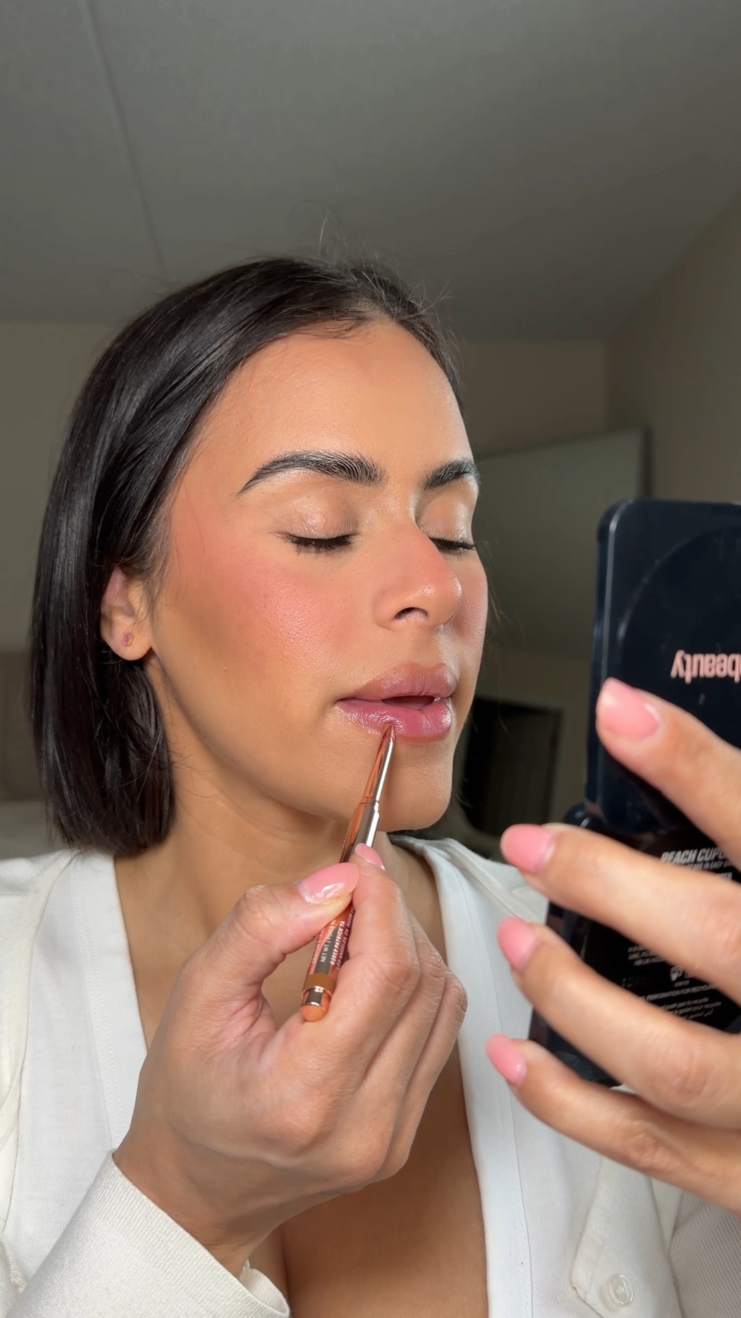 Makeup to work from home

#LTKBeauty