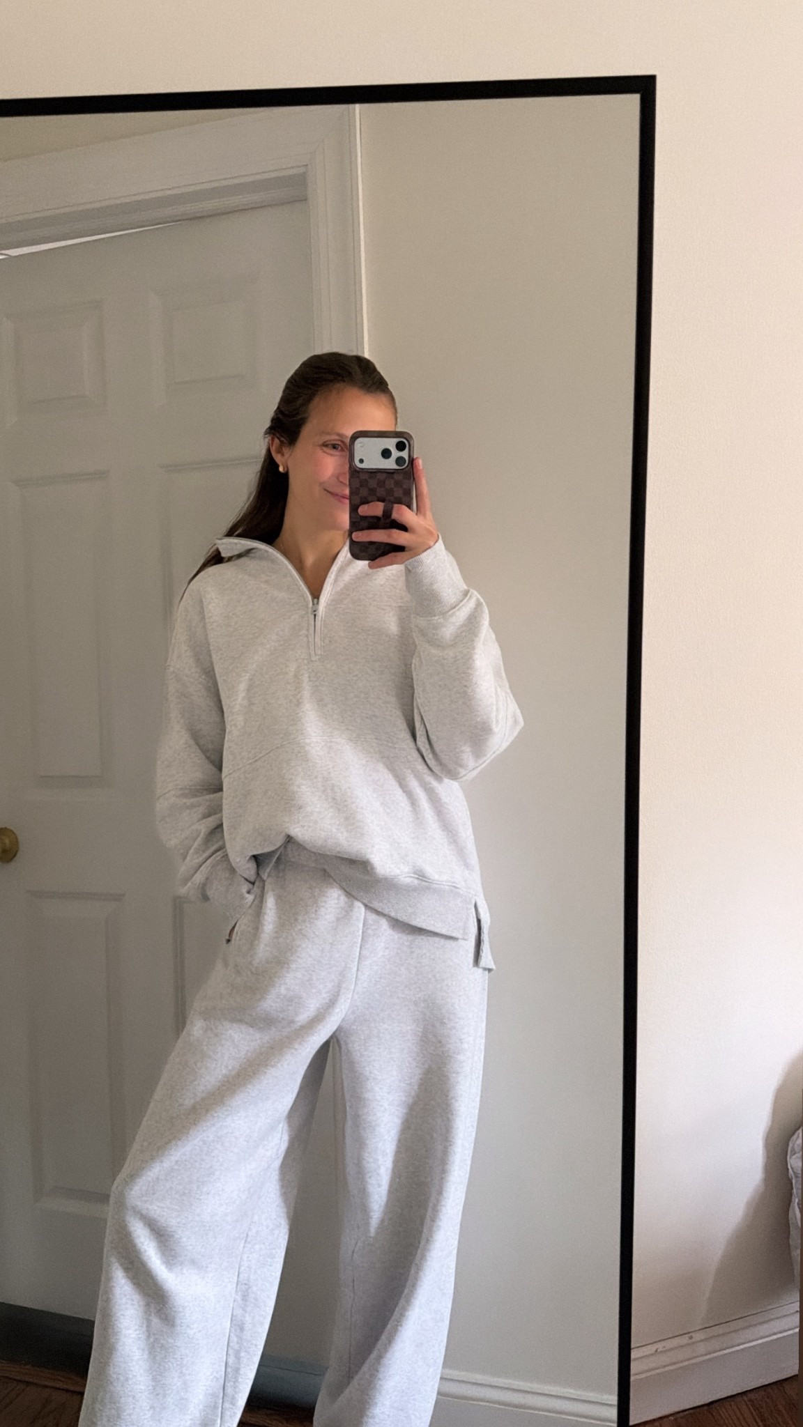 Coziest sweat set for postpartum!!

Mom outfit// loungewear// stay at home mom

#LTKStyleTip