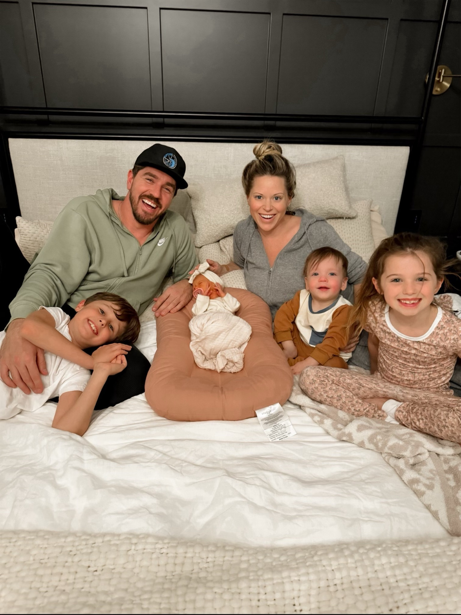 And baby makes their family complete! 🤍

Grab Amanda’s family’s cozy style here! Be sure to check out Amanda’s cashmere sweater - it’s a great price! 

— Kimberly | Team AF 

#LTKfamily #LTKhome #LTKbaby