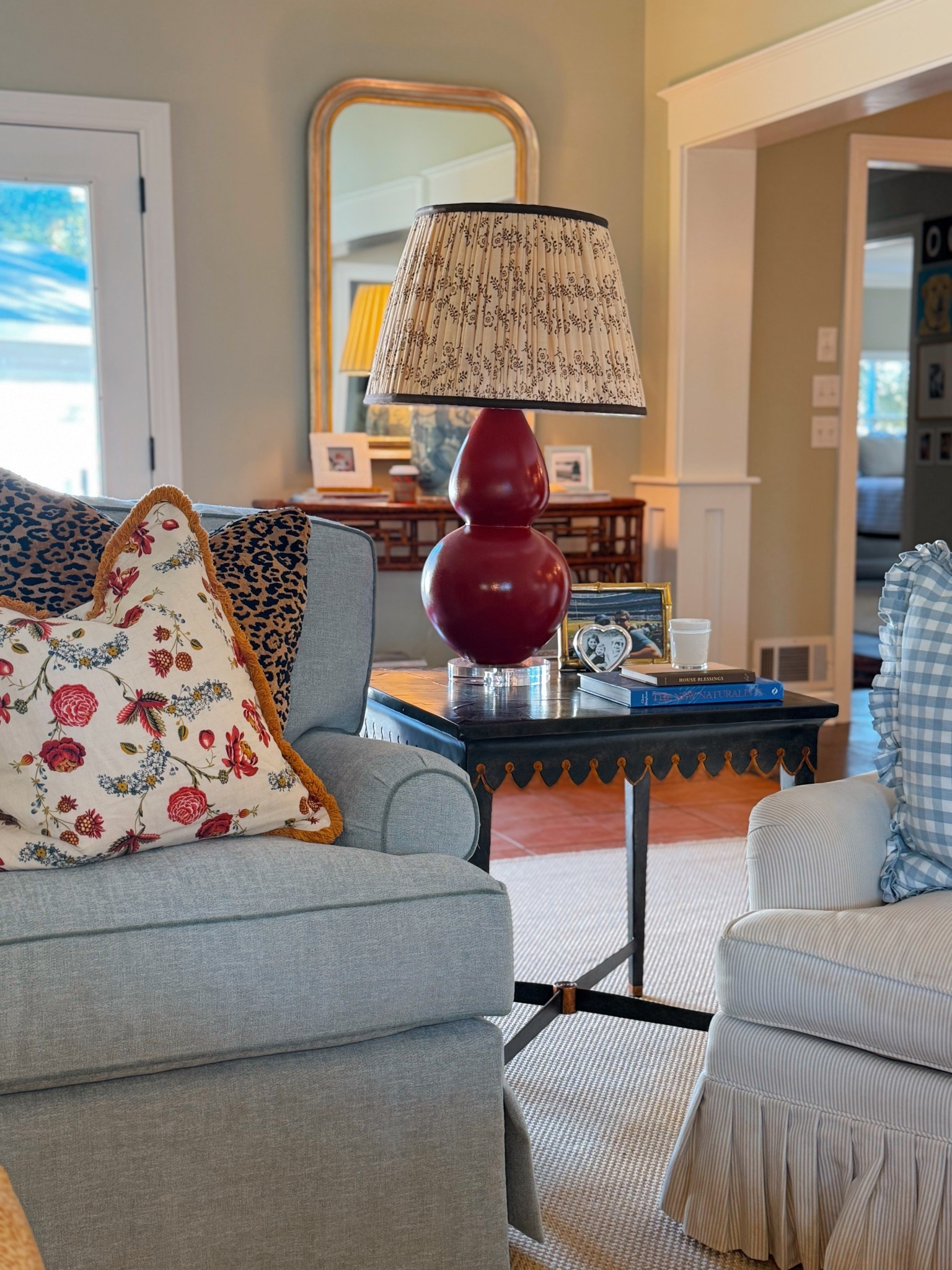 Pillows covers and lamp shade 💯.