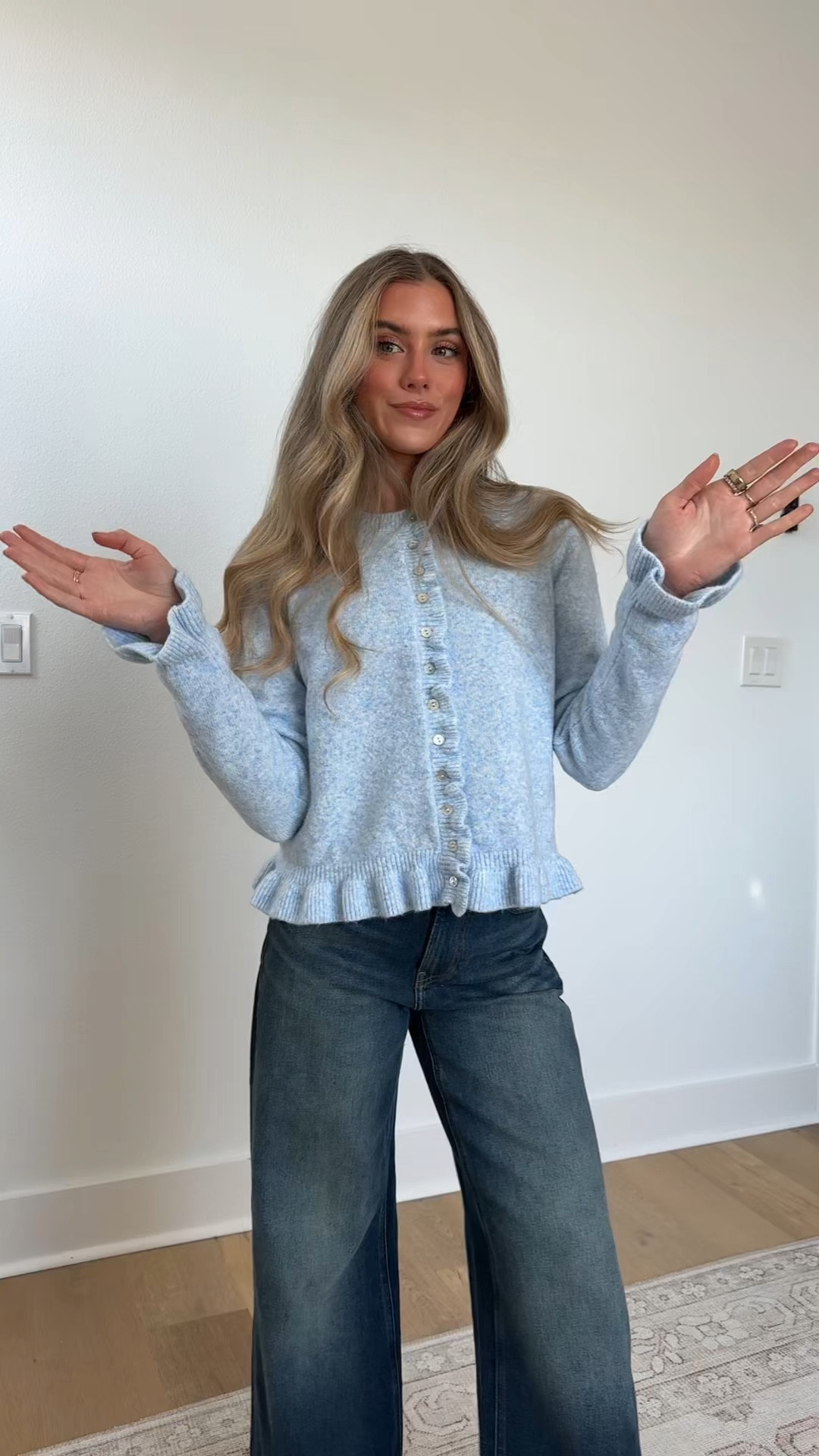 @vestique Liana Cardigan size XS  

#LTKootd #LTKWorkwear #LTKSeasonal