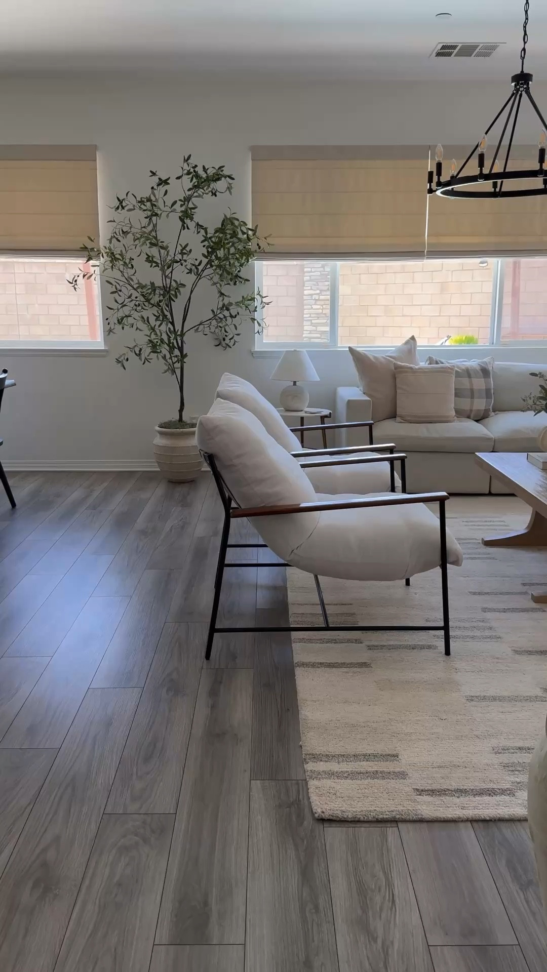 Denver modern chairs! Indoor/outdoorr

#LTKHome #LTKSeasonal #LTKdayinmylife