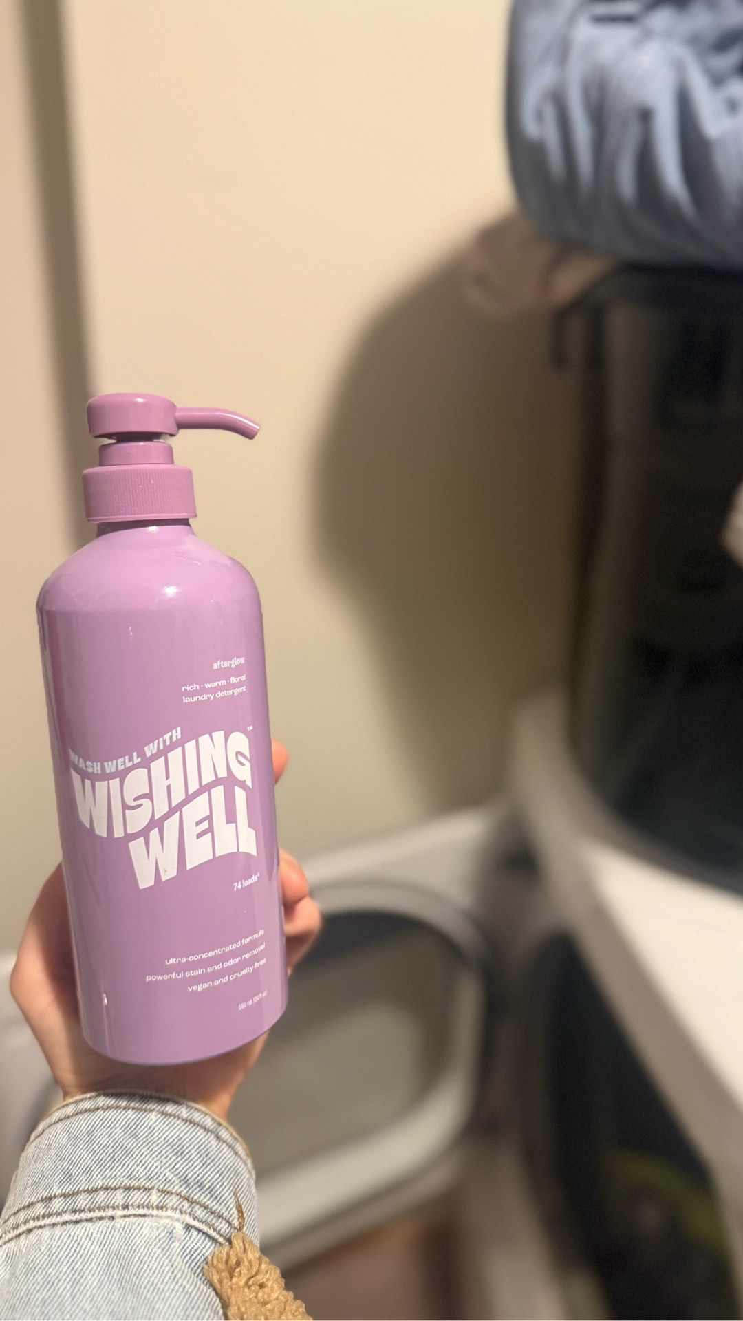 One of those gifts that’s both beautiful and useful.
Afterglow has quietly become part of our everyday routine, and it’s such a thoughtful thing to gift this season. Clean ingredients, elevated fragrance, and a bottle you won’t want to hide away 🤍

The Fragrance-Free Version, Sunday Reset, 
is also linked 🖇️

@wishingwellwashing #ad

#LTKFindsUnder50 #LTKHome #LTKGiftGuide