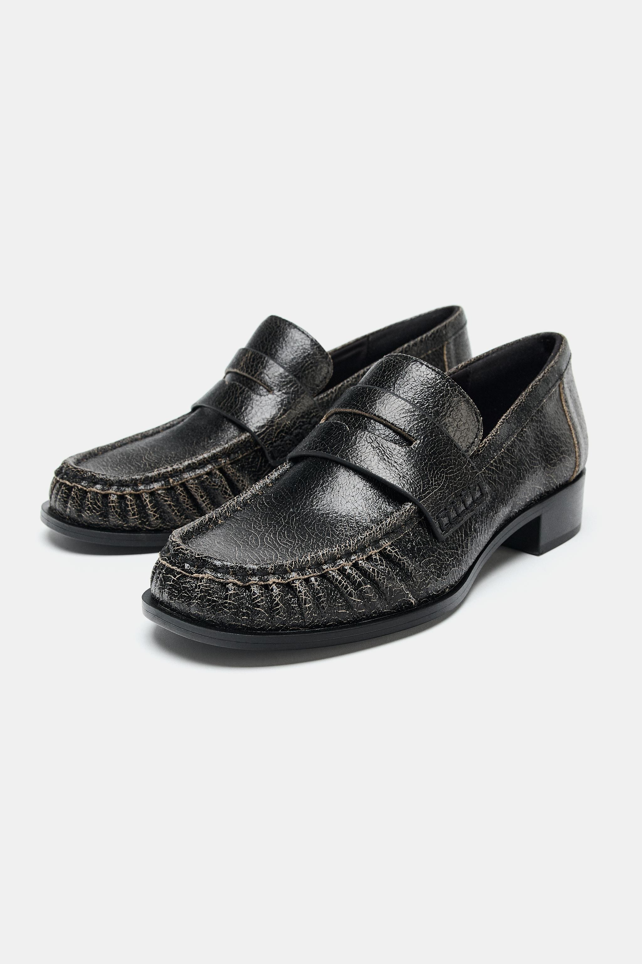 DISTRESSED LEATHER LOAFERS | Zara US