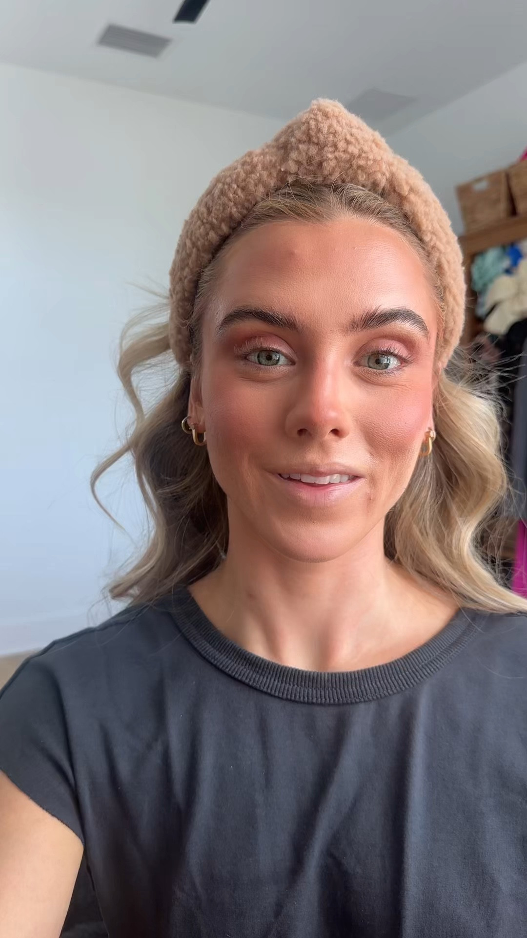 Sky High lash impact from every angle! Maybelline's Lash Sensational Sky High lengthening green mascara delivers full volume and limitless length. Exclusive Flex Tower mascara brush bends to volumize and extend every single lash from root to tip. Washable mascara formula infused with bamboo extract and fibers for long, full and lightweight lashes, that don't flake or smudge. Allergy tested. Ophthalmologist tested. Suitable for sensitive eyes and contact lens wearers. Removes easily

#LTKFindsUnder50 #LTKgrwm #LTKBeauty