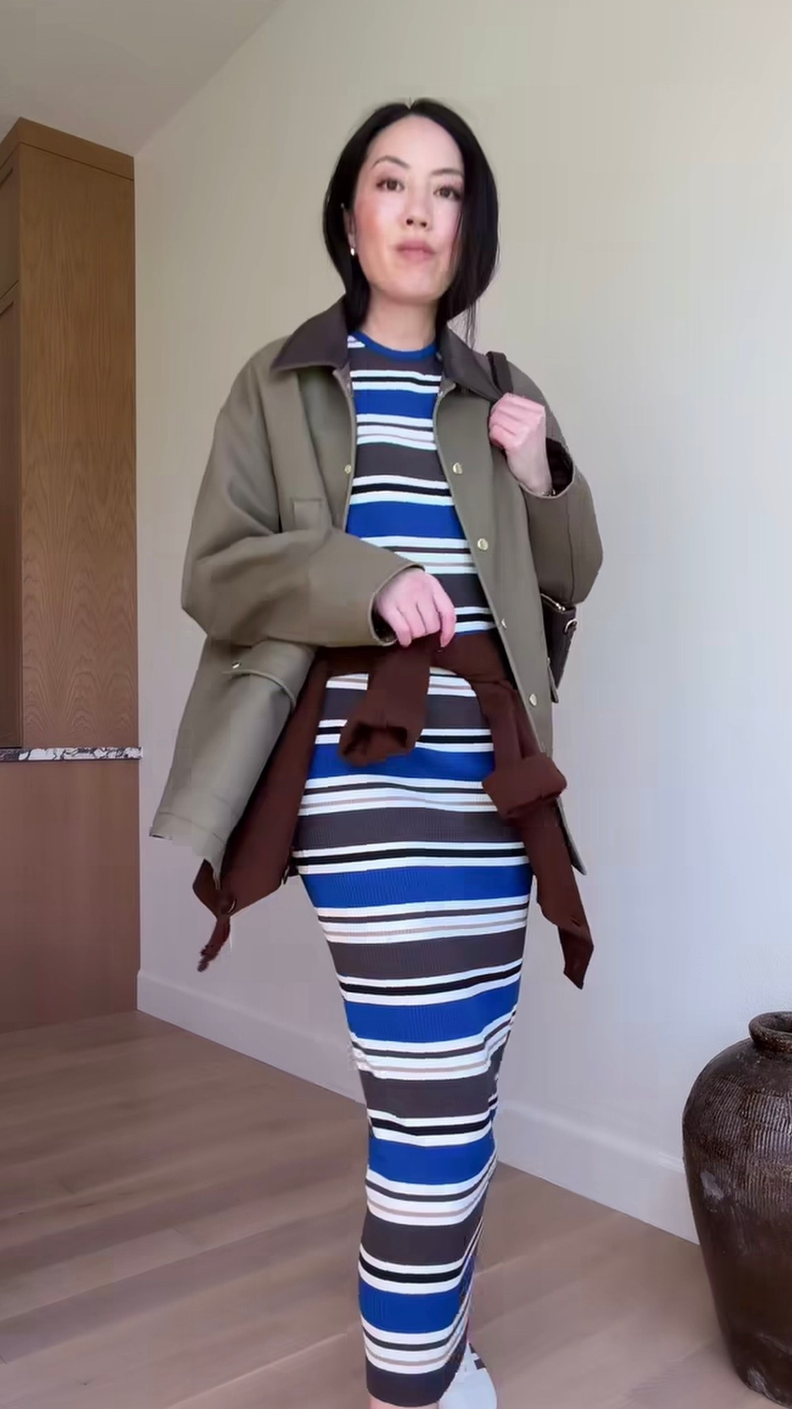 Keeping it comfortable in this long striped dress today

#classicstyle
#longdress
#stripeddress
#barnjacket
#summeroutfit

 @marimekko @purplepr