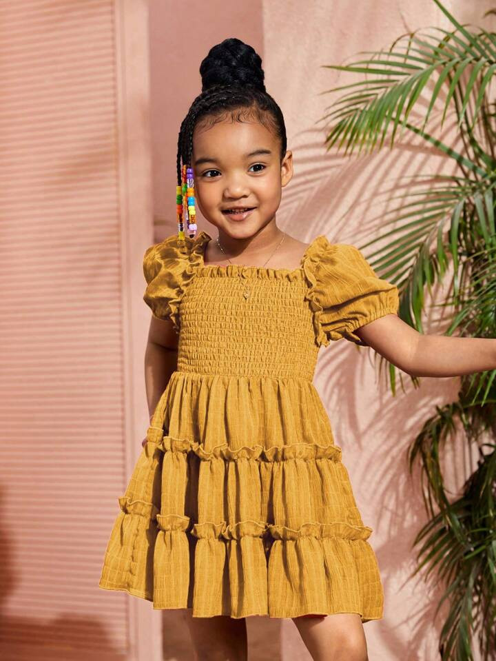 SHEIN Little Girls' Solid Color Knit Ribbed Ruffle Decorated Puff Sleeve Dress | SHEIN