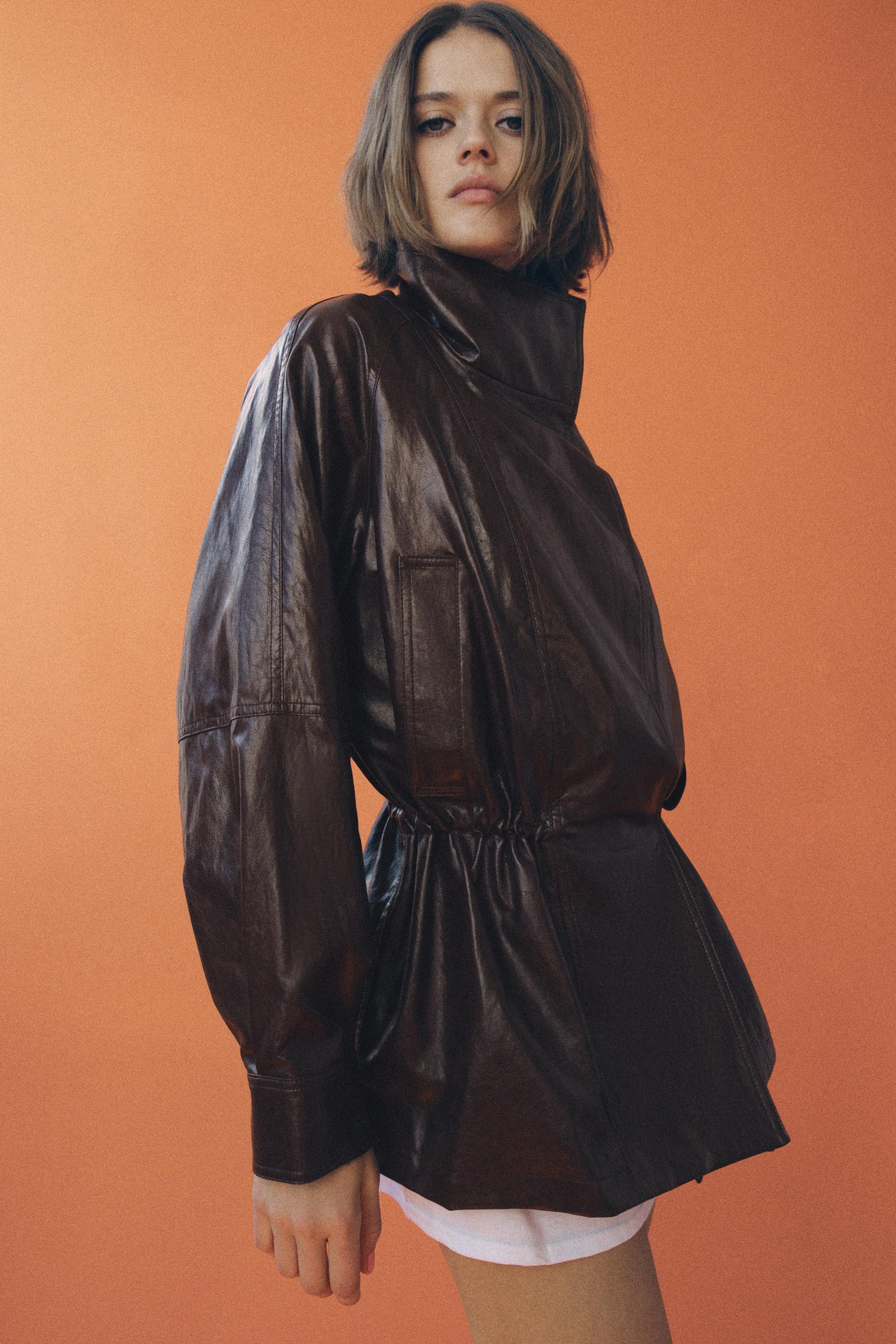 VESTE EN MATIÈRE SYNTHÉTIQUE ZW COLLECTION | Zara US