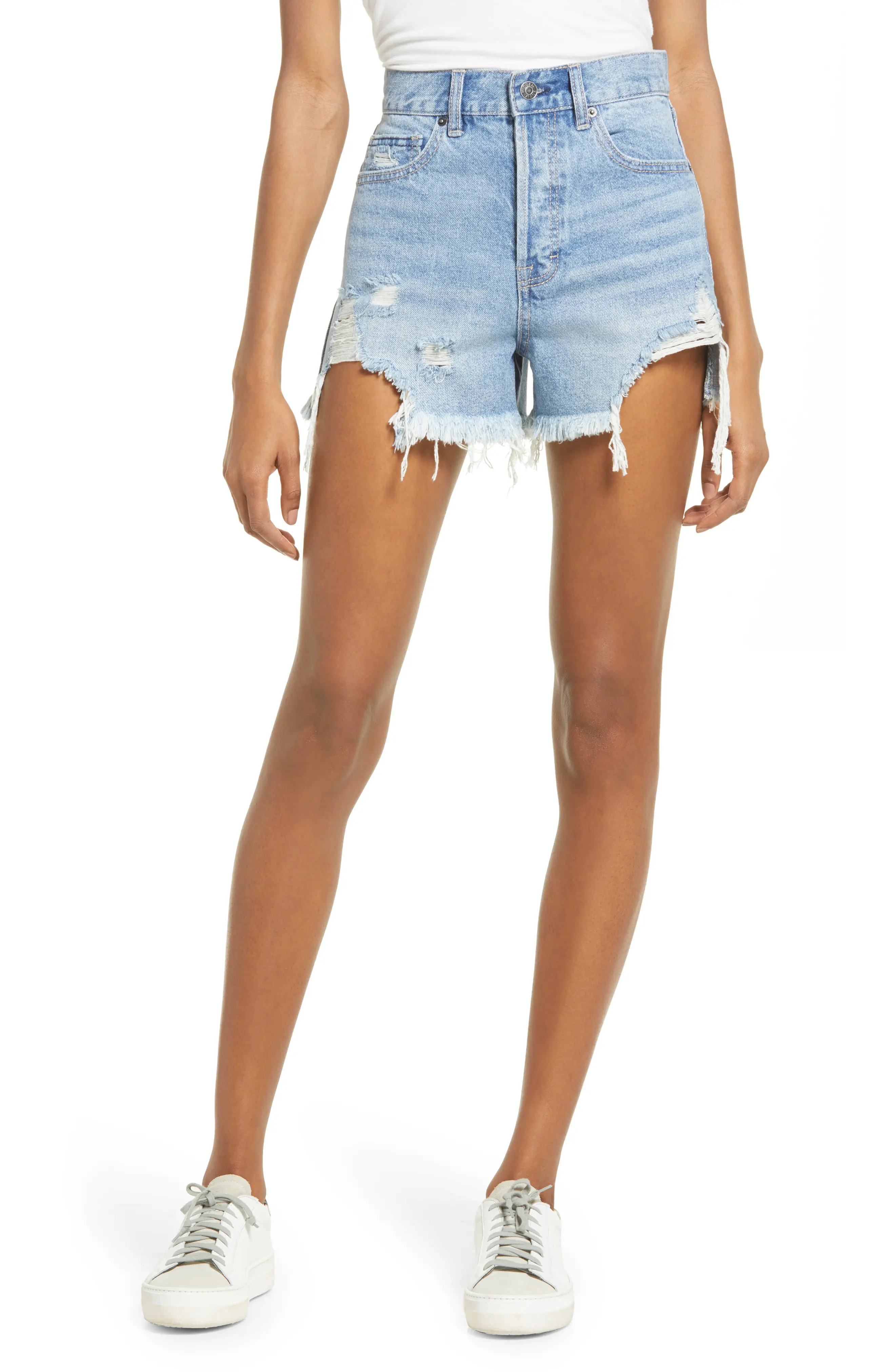 Women's Hidden Jeans Chewed Hem Distressed Denim Shorts, Size Large - Blue | Nordstrom