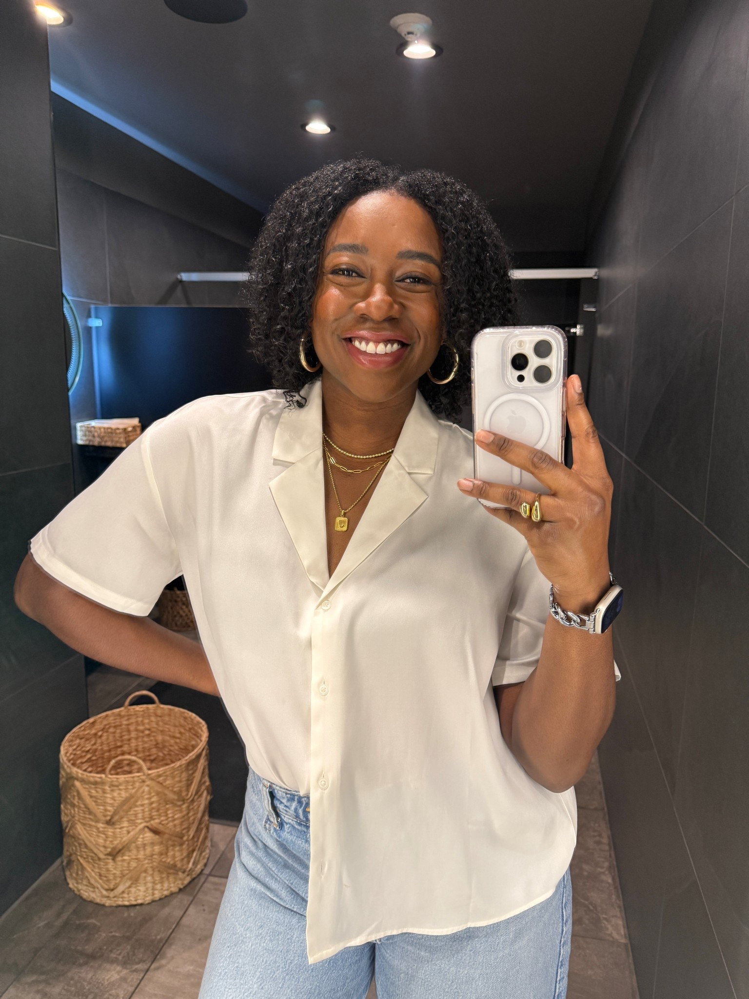 Date Night Look
Love layering my jewelry these days. 