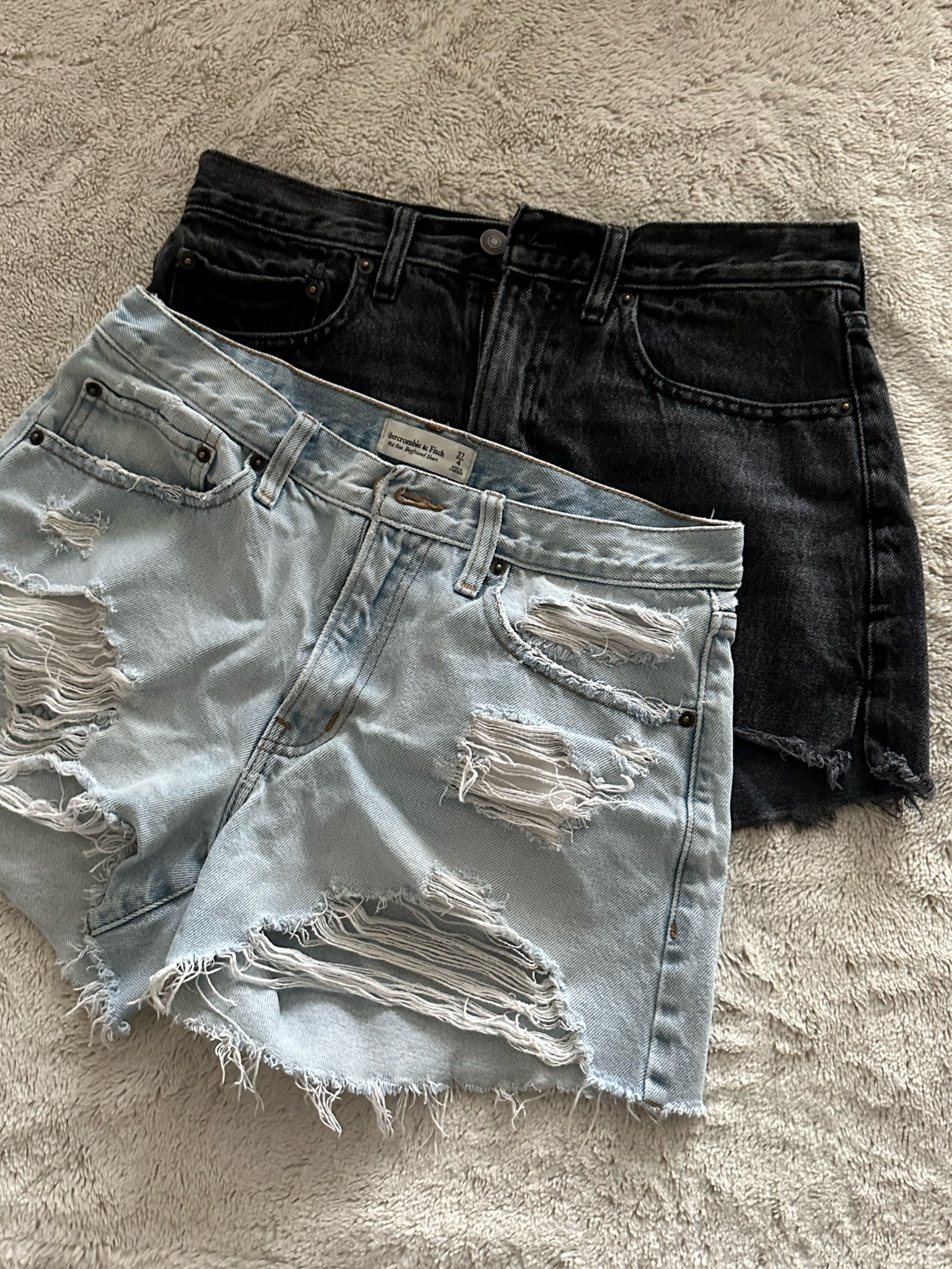 ABERCROMBIE JEAN SHORTS 

#LTKFind #LTKSeasonal #LTKSale