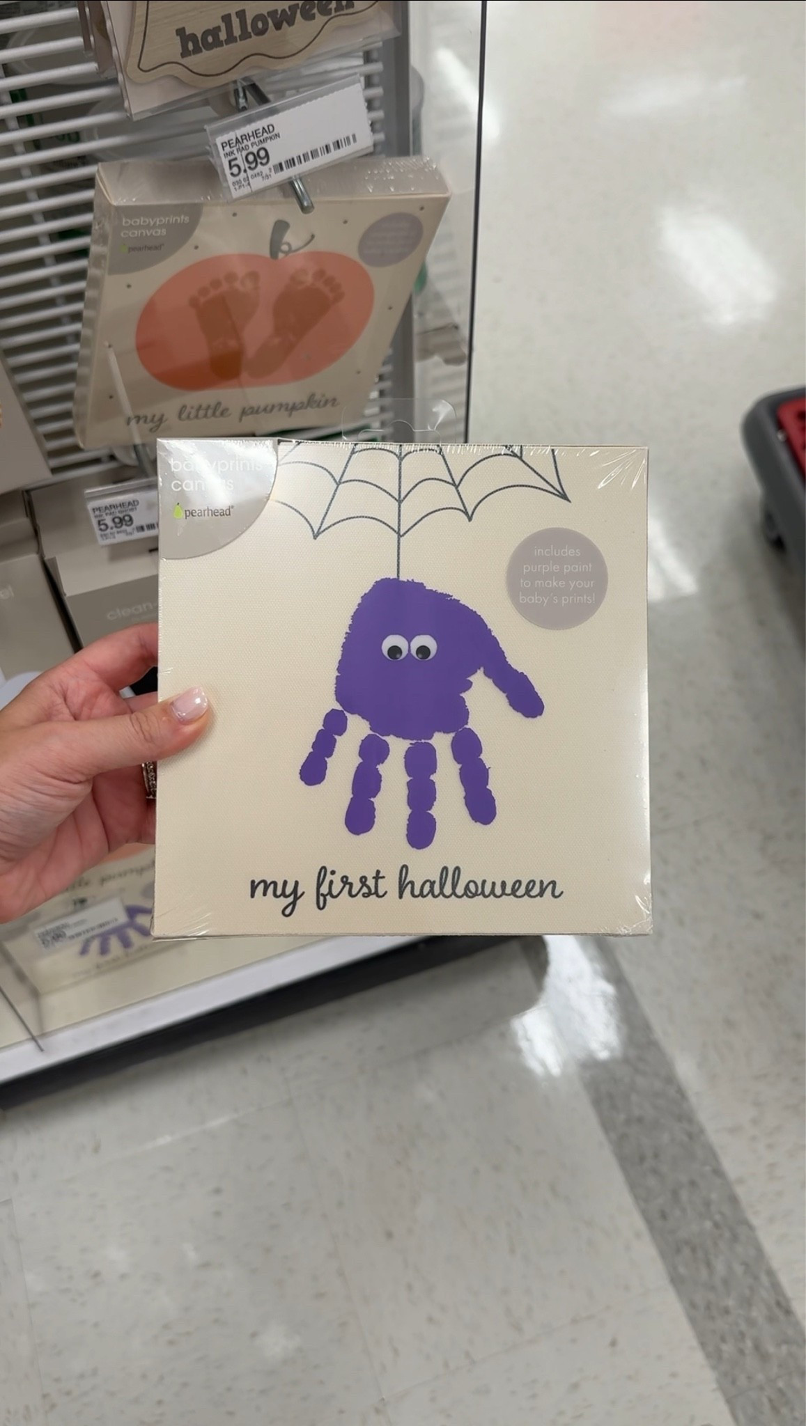 This is TOO cute! Turn their tiny little handprint into a first Halloween keepsake you’ll want to pull out every year! @target



baby’s first Halloween - Halloween handprint craft - baby keepsake - Halloween baby - first Halloween gift - baby memory

#LTKKids #LTKBaby #LTKSeasonal