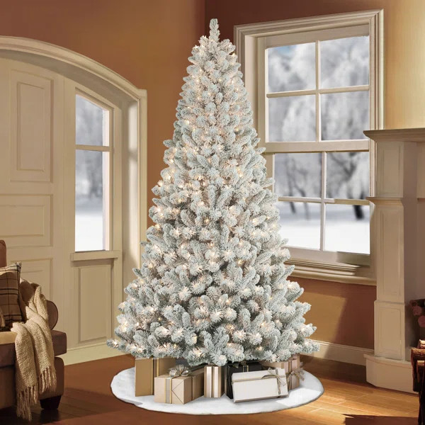 7'6" H Green Pine Frosted Christmas Tree with 500 Lights | Wayfair North America