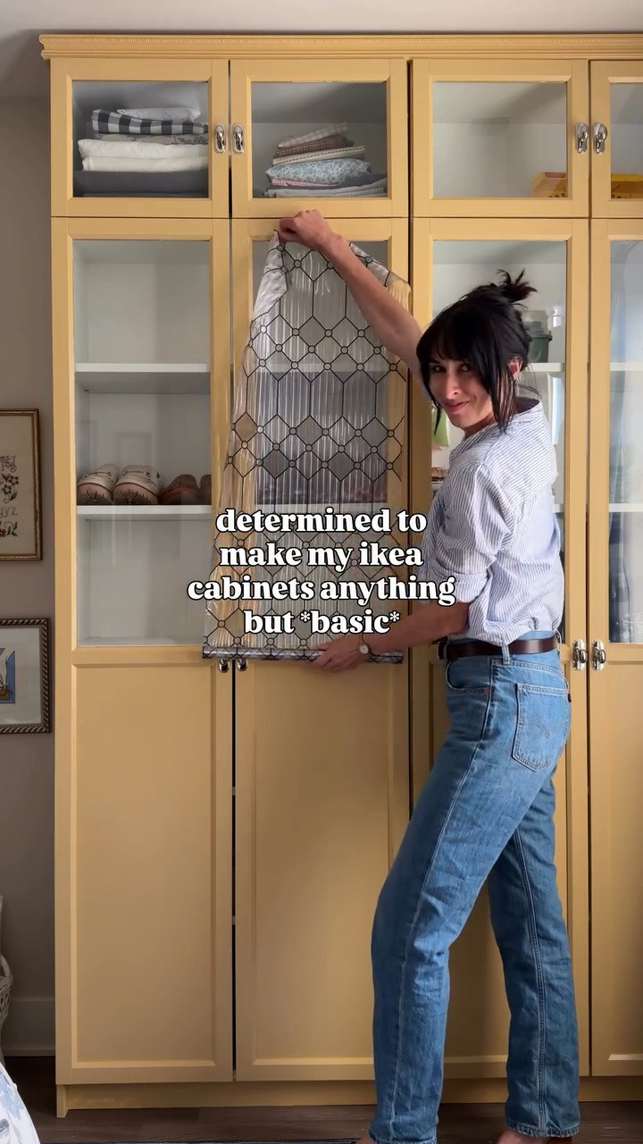 I might be basic, but she’s not 🫶 

#cozyhomedecor #apartmentinspo #ikeabilly 

.
.
.
.
.
I’m Josie Davis, a stylist and life long thrifter living in Philly. I share ways to curate a home and closet you love. Everything from adding character to a modern apartment with thrifted gems, to re-discovering your personal style in your 30s. Here to help you romanticize your life every day. 

IKEA Billy bookcase hack, apartment decor, cozy home decorating, diy apartment, easy home projects