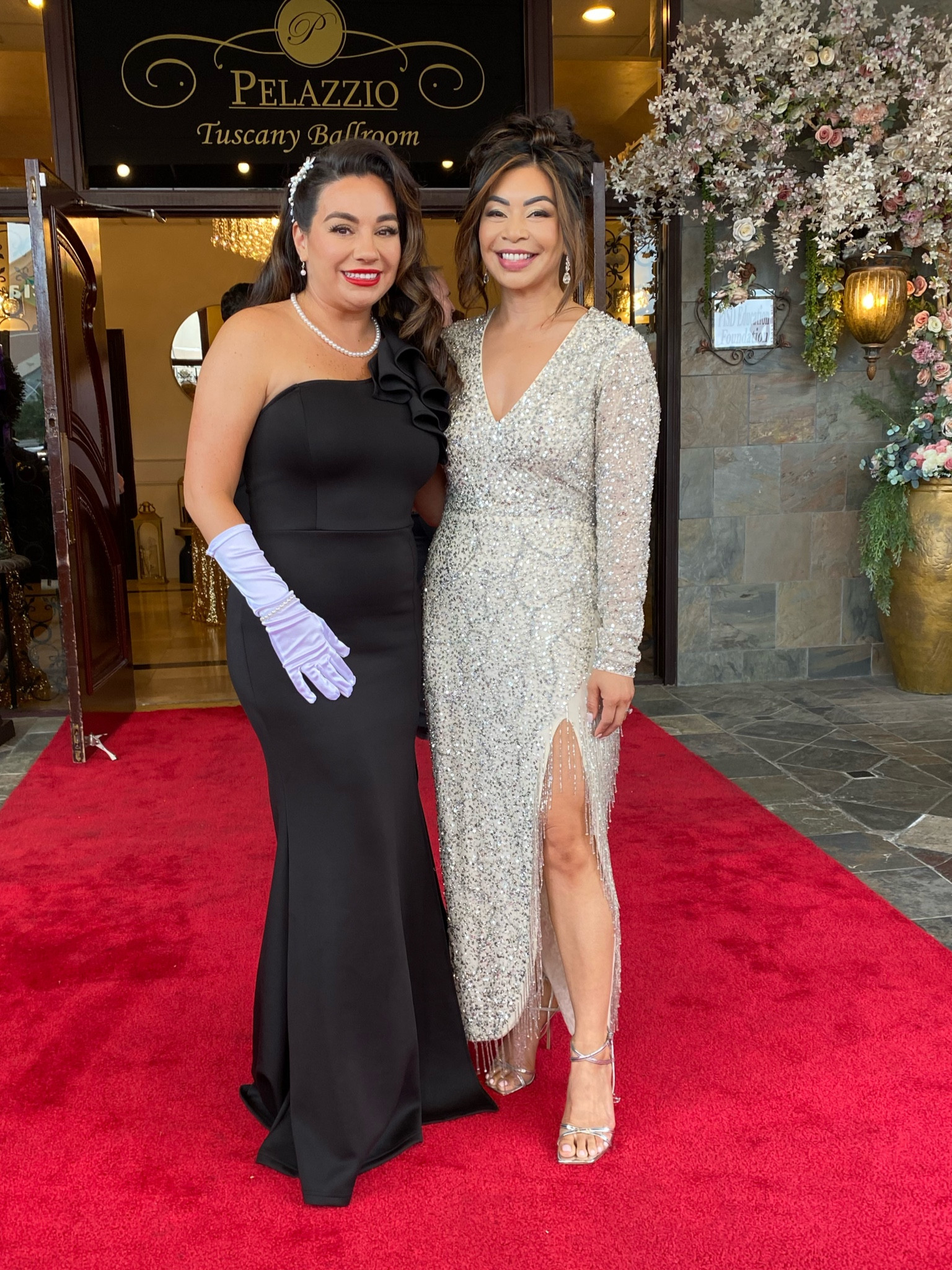 Love the beaded fringe on this max Duggal dress

Wearing a size 4 

Black tie, gala, 

#LTKover40 #LTKparties