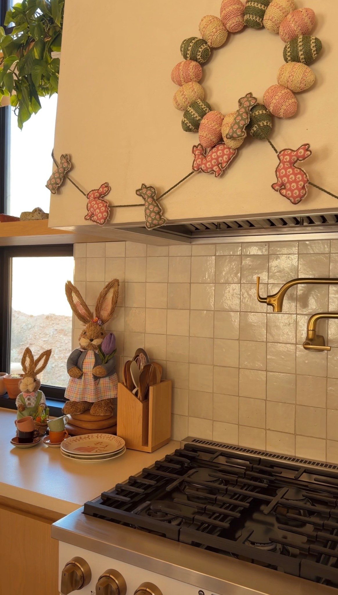 Kitchen decorations for Easter and spring 

#LTKHome #LTKSeasonal