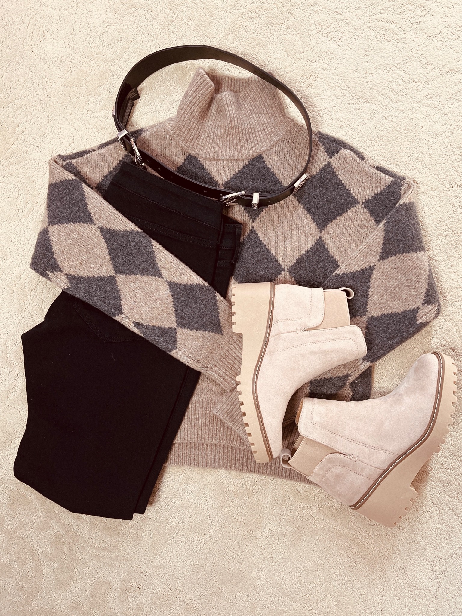 SALE ALERT!!! Sweater + Black Jeans are 15% OFF!!!! Lug Sole Booties are 30% OFF!!! 
Fall Fashion - Fall Outfit - Jeans - Boots - Belt 

Follow my shop @fashionistanyc on the @shop.LTK app to shop this post and get my exclusive app-only content!

#liketkit #LTKU #LTKsalealert #LTKshoecrush #LTKSeasonal
@shop.ltk
https://liketk.it/3Tb9x