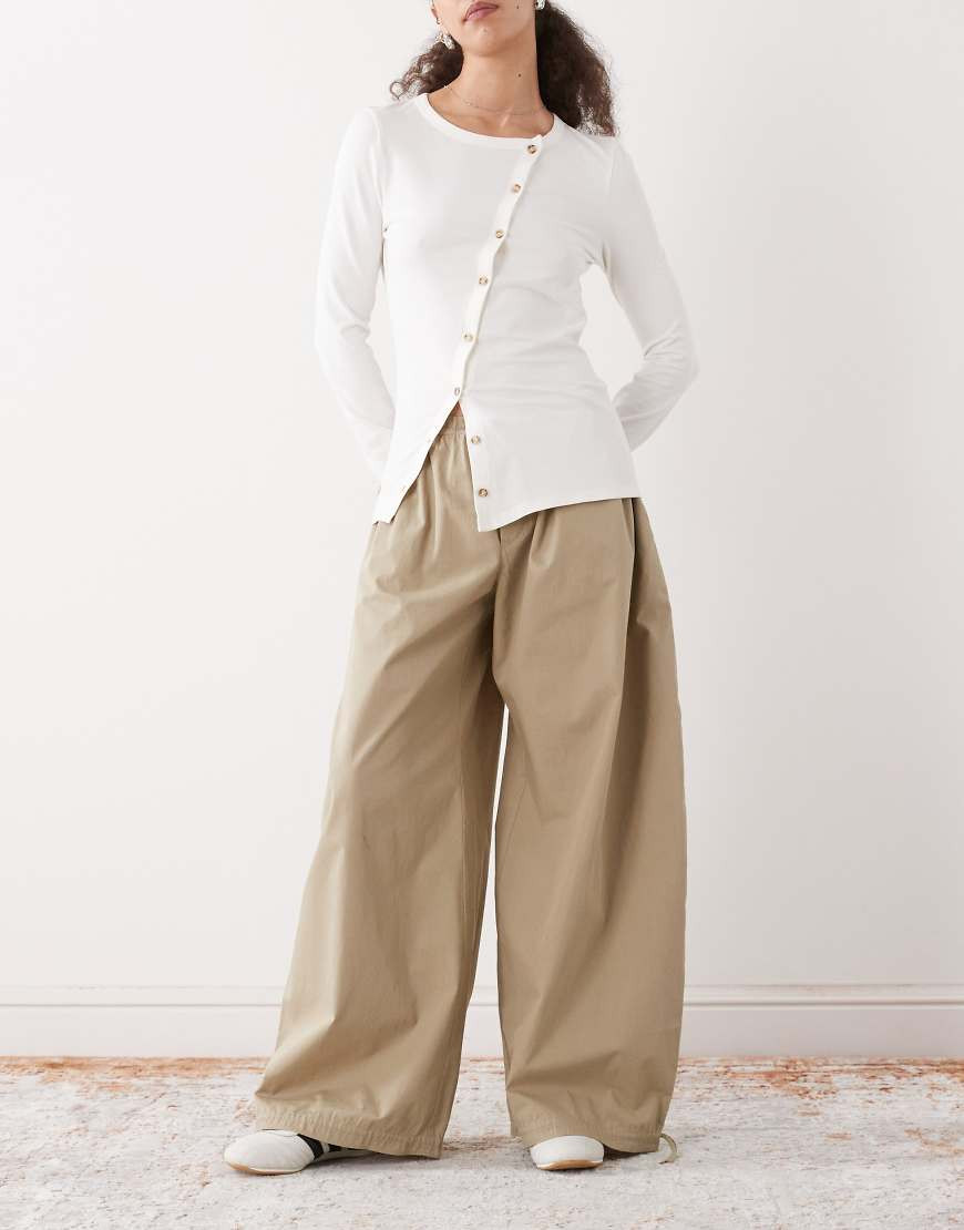 Monki balloon leg trouser in khaki-Green | ASOS (Global)