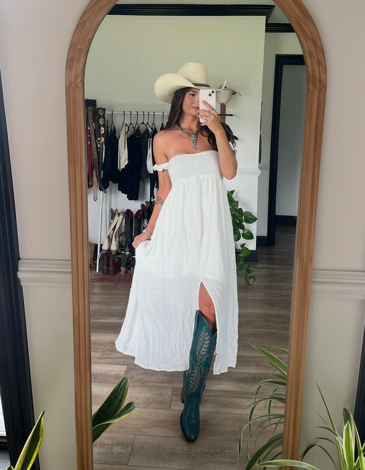 White off shoulder maxi dress has been restocked from last year!! Would make the perfect bridal dress

#LTKootd #LTKPetite #LTKSeasonal