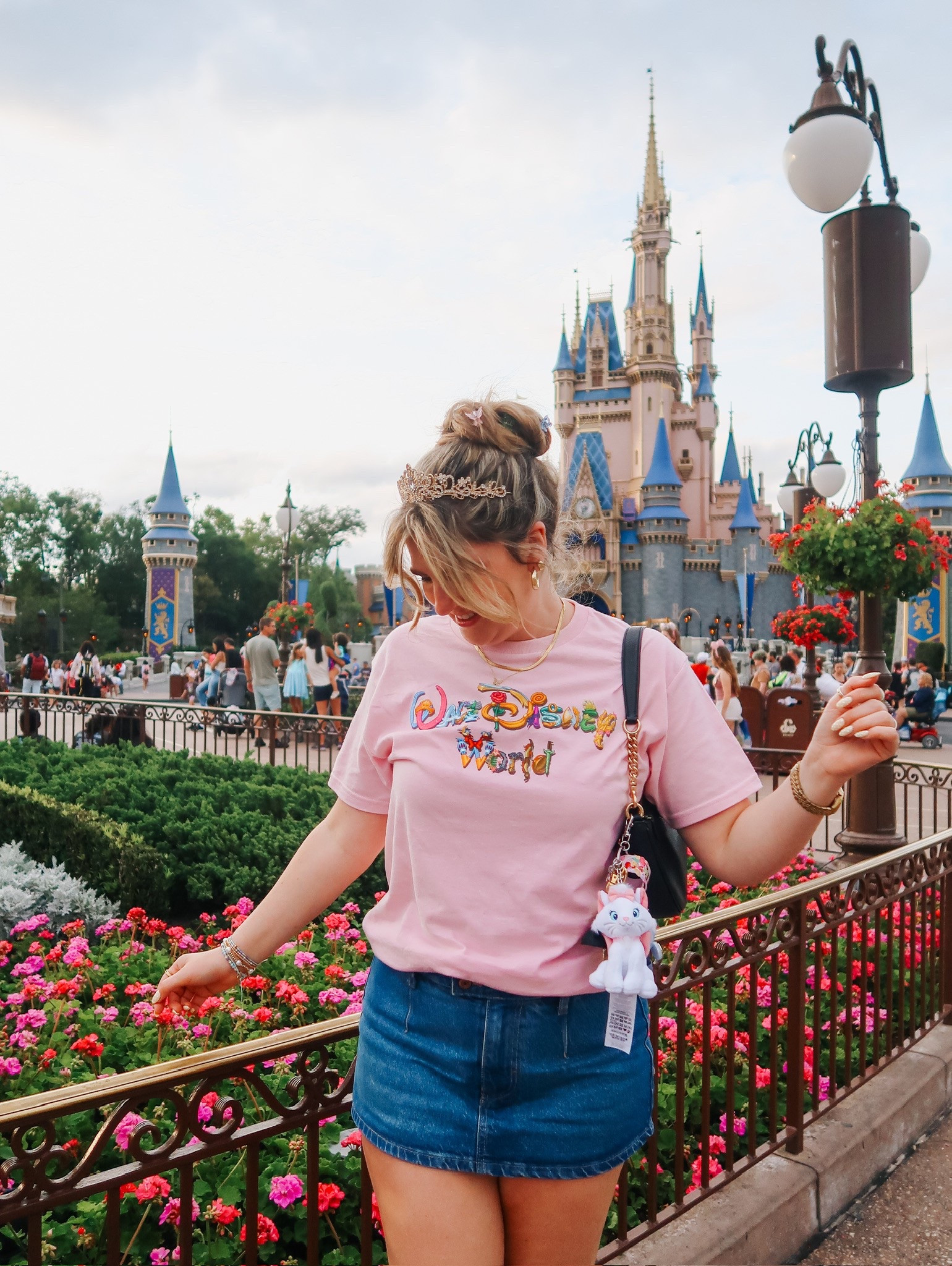 90s inspired Disney world ootd 💿🧚🏻🫧💖👑

🏷️: Disney girl outfit inspo, Disney world, princess inspired ootd, Disneyland, Disney travel inspo, Pinterest aesthetic, spring Pinterest board, spring aesthetic, Pinterest girl, feminine style, free people aesthetic, retro style

#LTKSeasonal #LTKFestival #LTKStyleTip