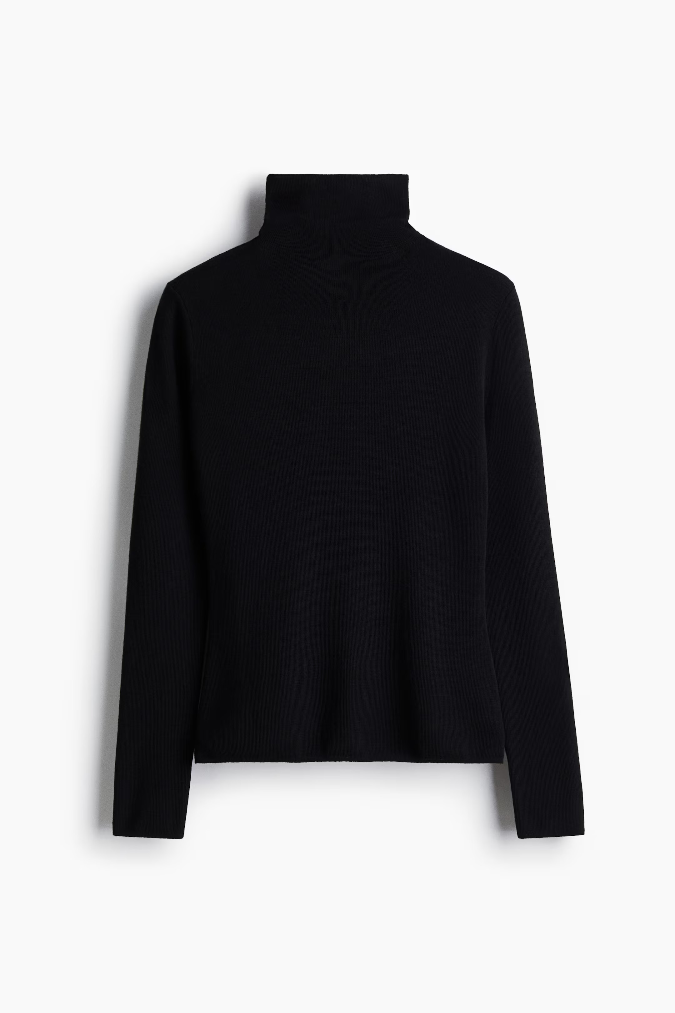 Fine-knit turtleneck top | H&M (UK, MY, IN, SG, PH, TW, HK)