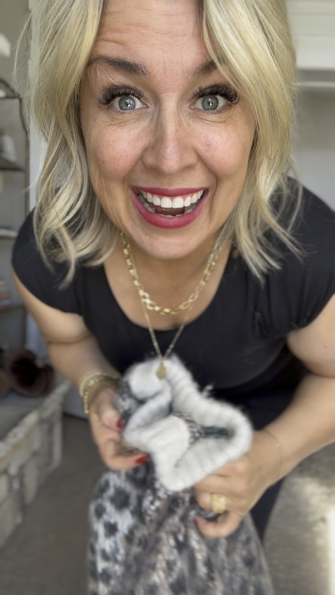 Cozy season is officially here, and this sweater is stealing the spotlight! 🐾✨ The leopard-inspired print adds a fun twist, while the oversized fit keeps it comfy and perfect for layering. Whether you’re running errands or curling up with a book, this is the ultimate fall staple. 🍂🤍

Who else loves a statement sweater for fall? Drop your fave in the comments! ⬇️

#FallFashion #SweaterWeather #Over40Style #LeopardLover
target find | gap jeans | h&m 

#LTKOver40 #LTKMidsize #LTKSeasonal