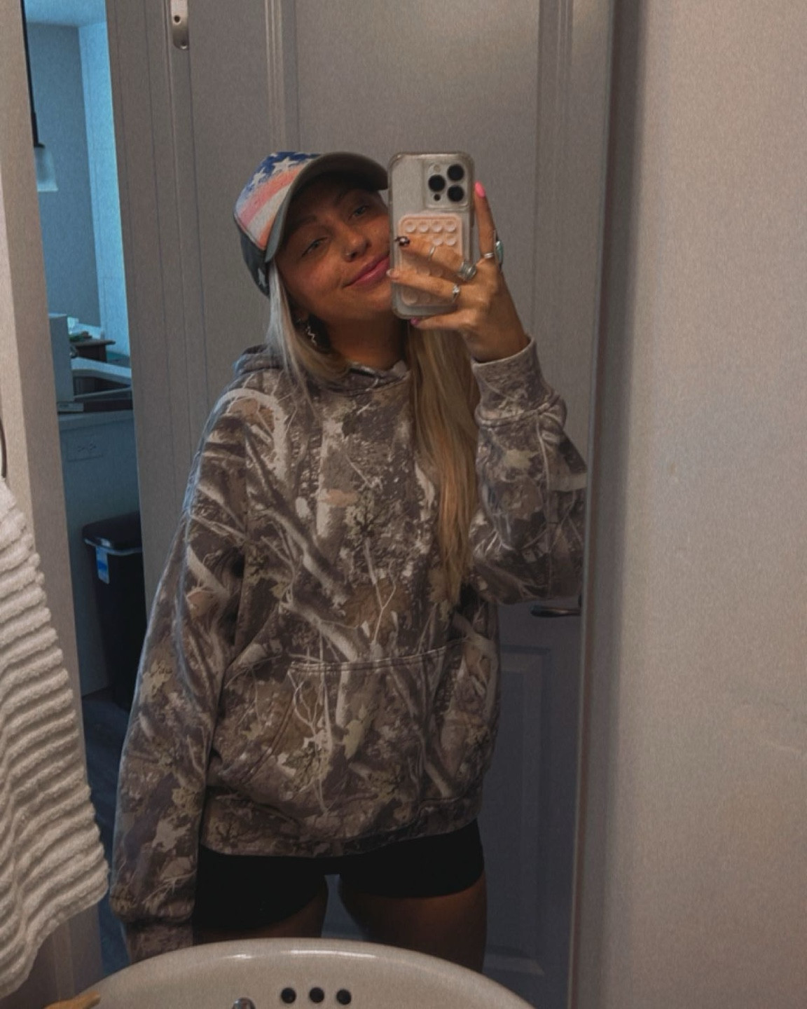 Viral camo hoodie does NOT disappoint. 

#LTKSeasonal #LTKFindsUnder100