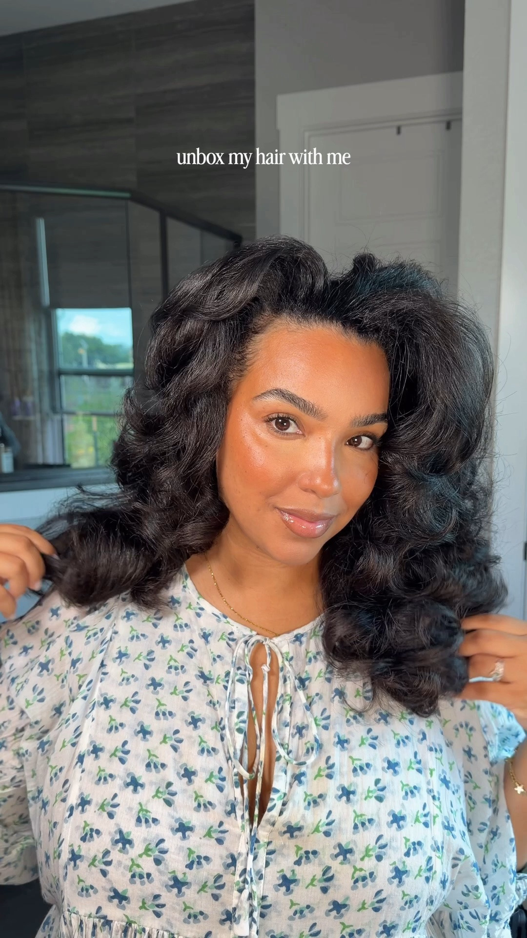 Happy hair moment 🥰💕

#hairroutine #overnightcurls #heatlesscurls #overnightblowout