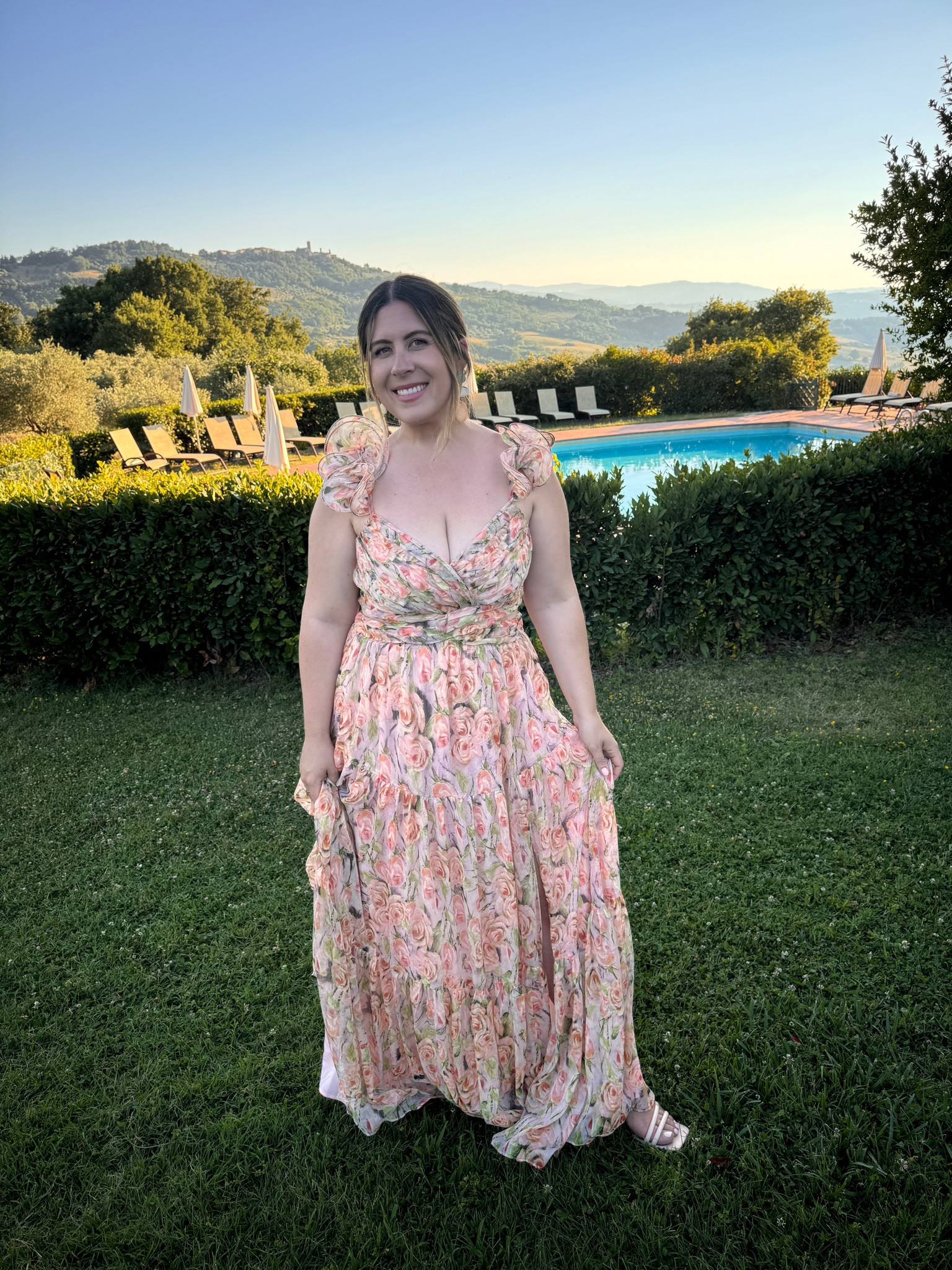 This dress was perfect for a Tuscany wedding. 

#LTKWedding #LTKSummerSales #LTKStyleTip