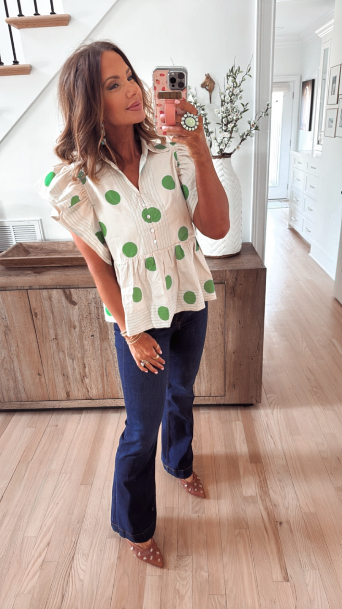 avara’s emerson shirt, dolce vita clara heels saddle mesh, and spanxsculpt redefine flare jeans linked! jewelry and fav beauty products linked too. 

code BETSY15 for avara
code BETSYXSPANX for spanx 

#LTKBeauty #LTKSaleAlert #LTKStyleTip