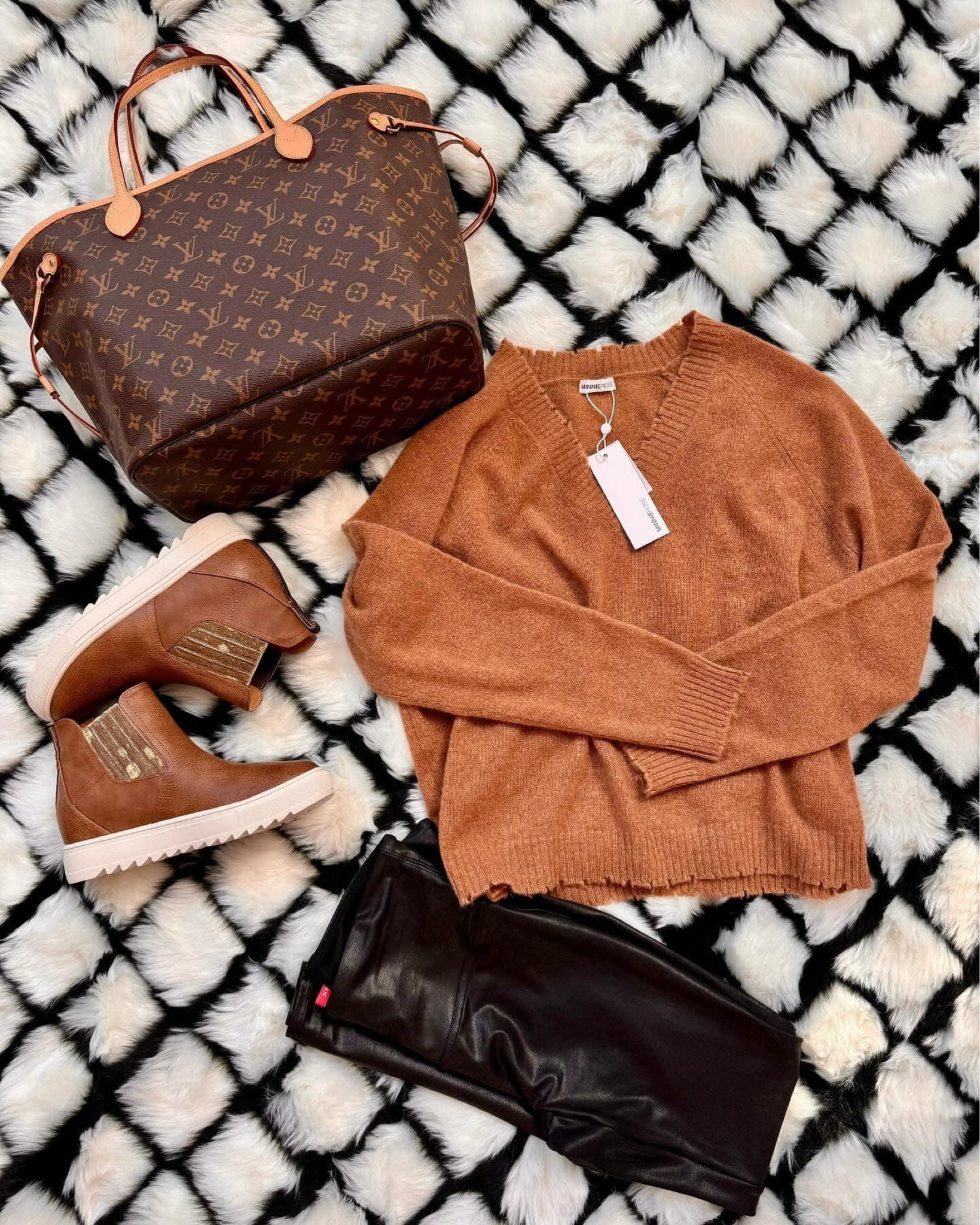 #LTKHolidaystyle #travelstyle #winterstyle #WinterFashion #liketkit

#LTKGiftGuide #LTKstyletip #LTKHoliday