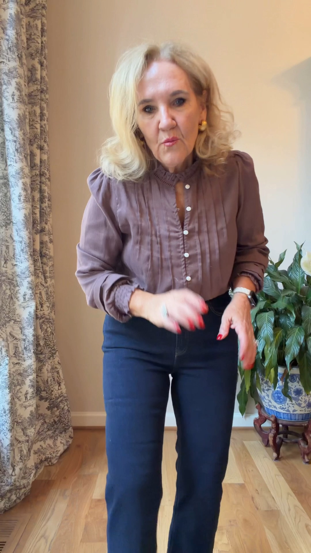Don’t miss these @quince favorites before they sell out again! #QuincePartner

Dark wash jeans are trending 

They are all true to size. I wear a medium, 29 short 

Winter coat, cashmere scarf, Fall layers,

#LTKOver40 #LTKPetite #LTKootd