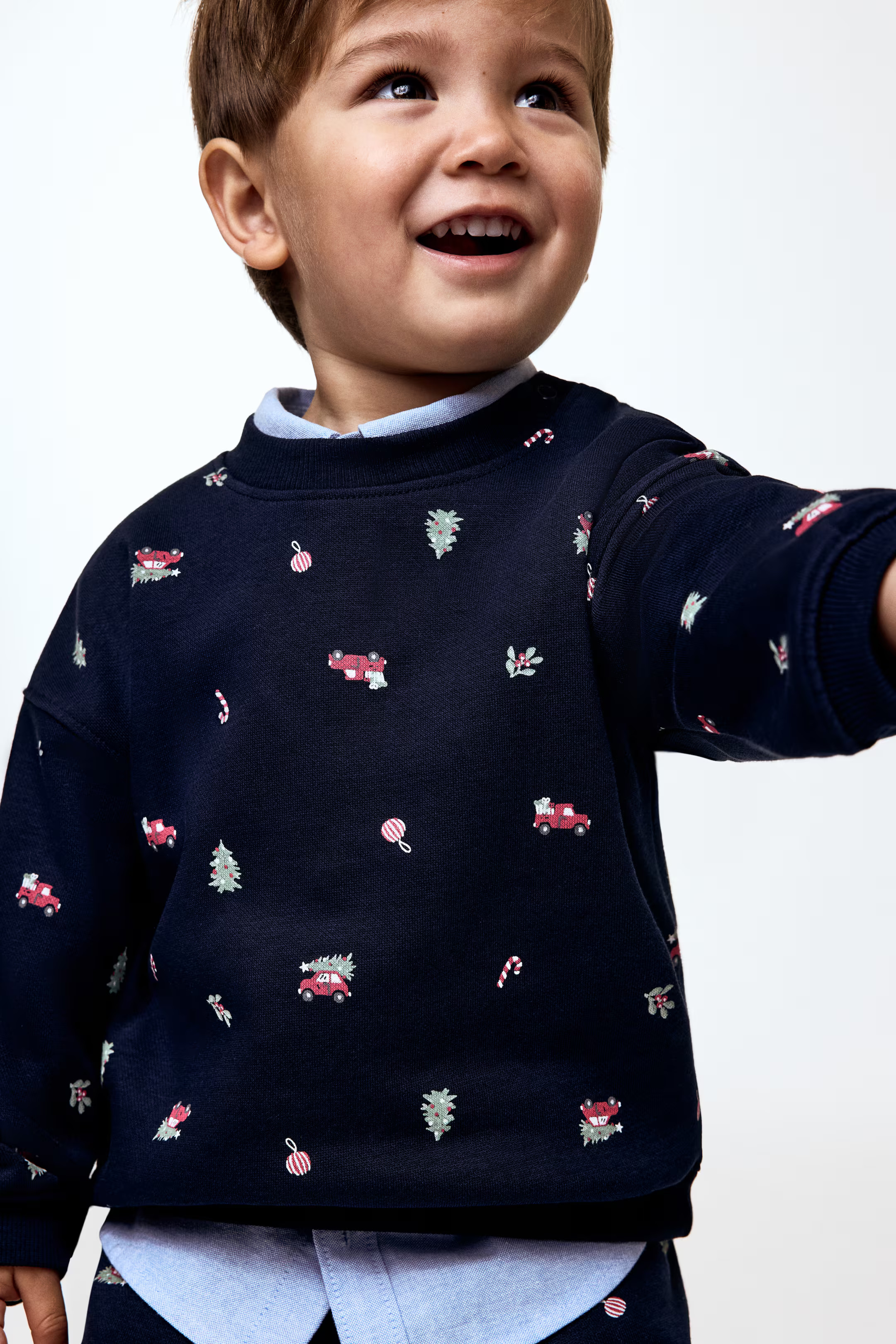 2-Piece Printed Brushed-Inside Sweatsuit | H&M (US, CA, MX)