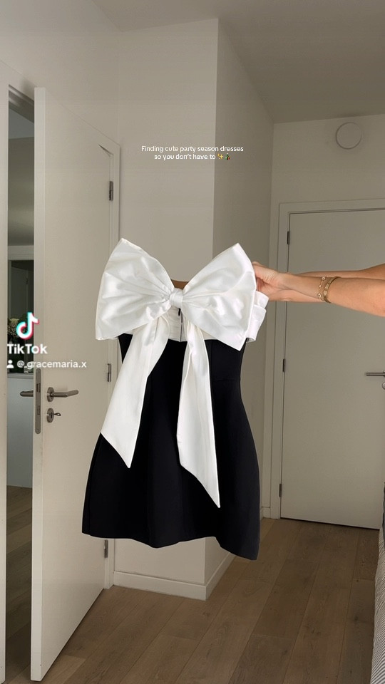 The cutest party season dress for my bow obsessed girlies 🎀☁️

#LTKeurope #LTKpartywear #LTKwinter