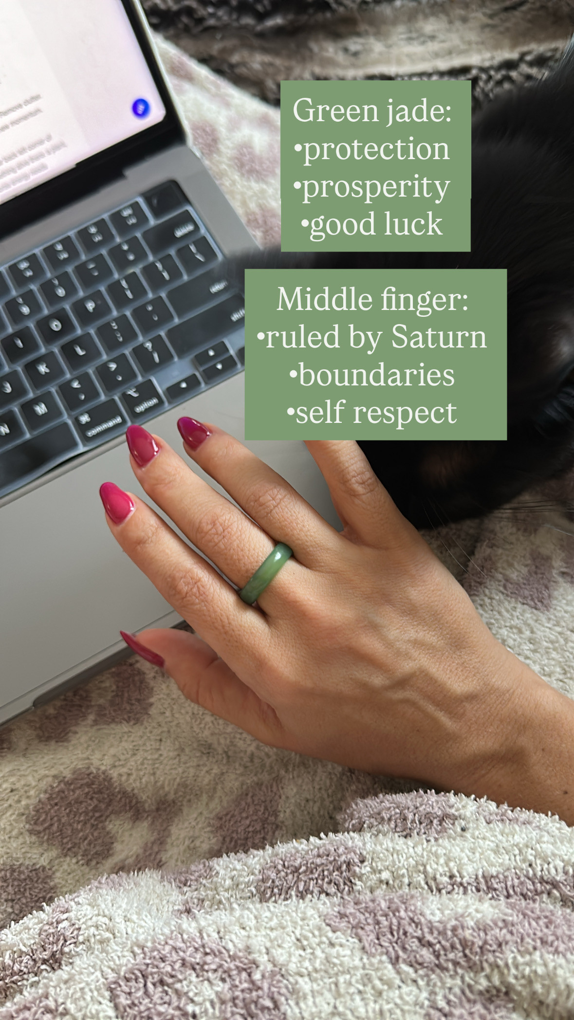 GREEN JADE RING: Wear it on the middle finger for the year of the Fire Horse/ 

 