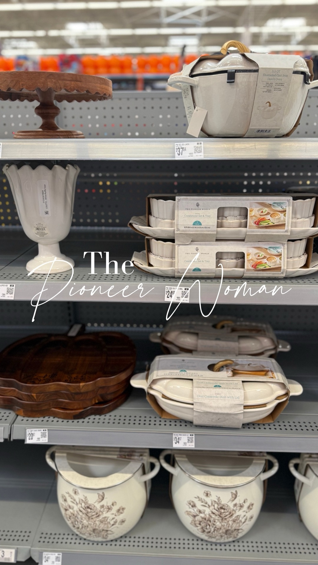 Yes ma’am!! 👏👏 The Pioneer woman has done it again! 



Browse the new fall collection with me at Walmart. Loving the classic scallops and wood accents! 

#LTKSeasonal #LTKFindsUnder50 #LTKHome