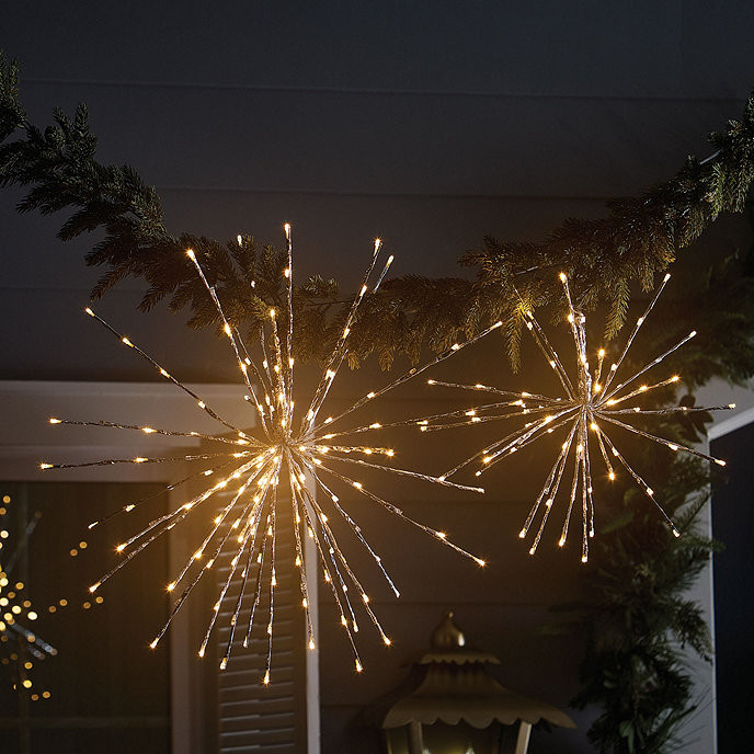 LED Flashing Hanging Starburst Christmas D�cor Outdoor Light | Ballard Designs, Inc.
