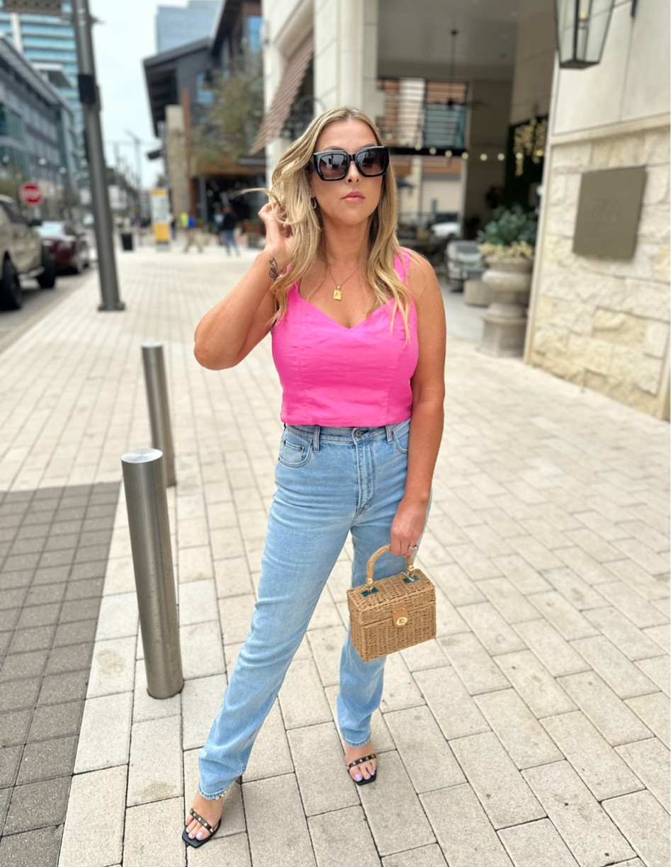 Loved this tank top from Amazon! Wearing a medium and 27 in the jeans 

#LTKstyletip #LTKSeasonal #LTKFind