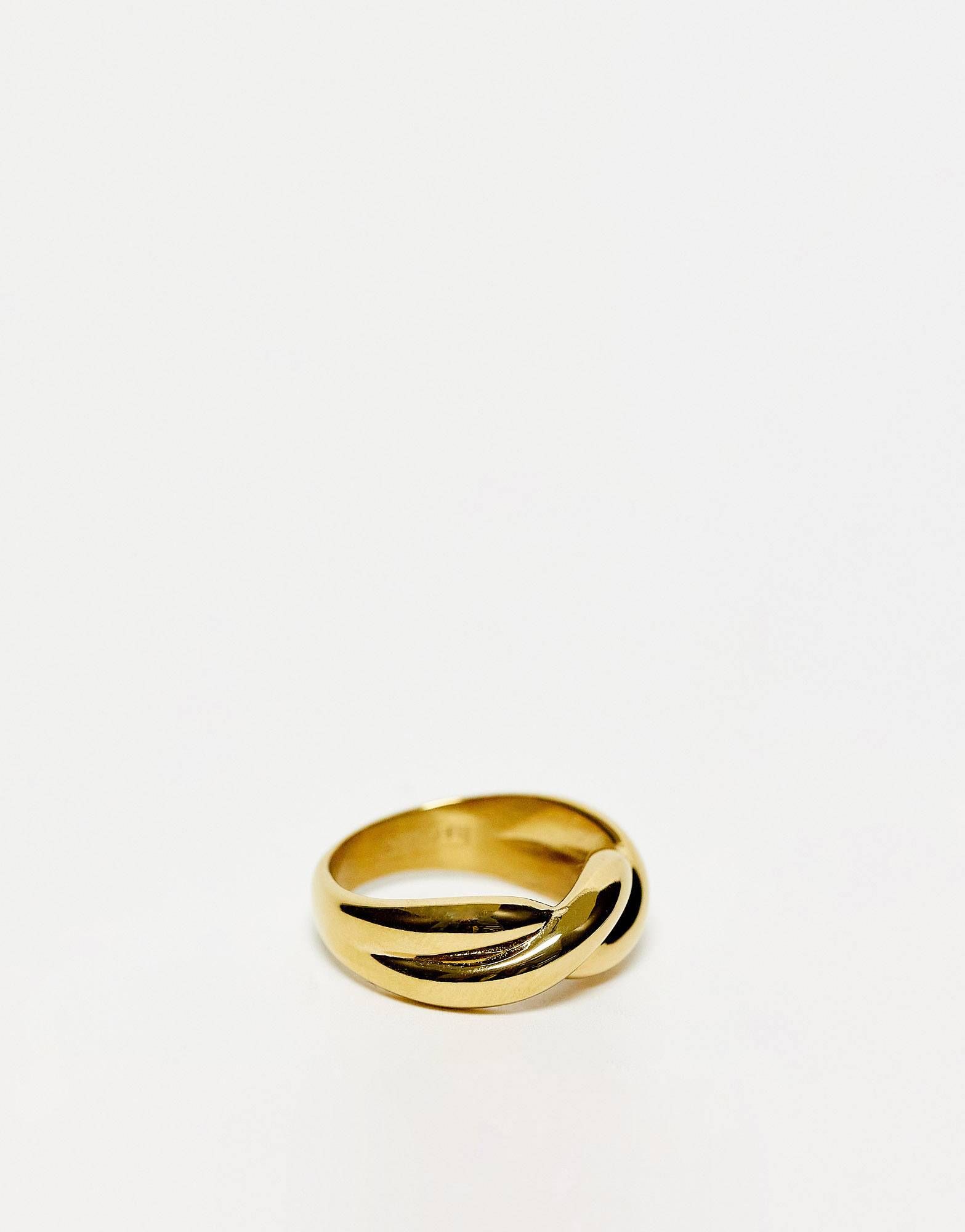 Hey Harper Donna waterproof stainless steel chunky ring in gold | ASOS (Global)